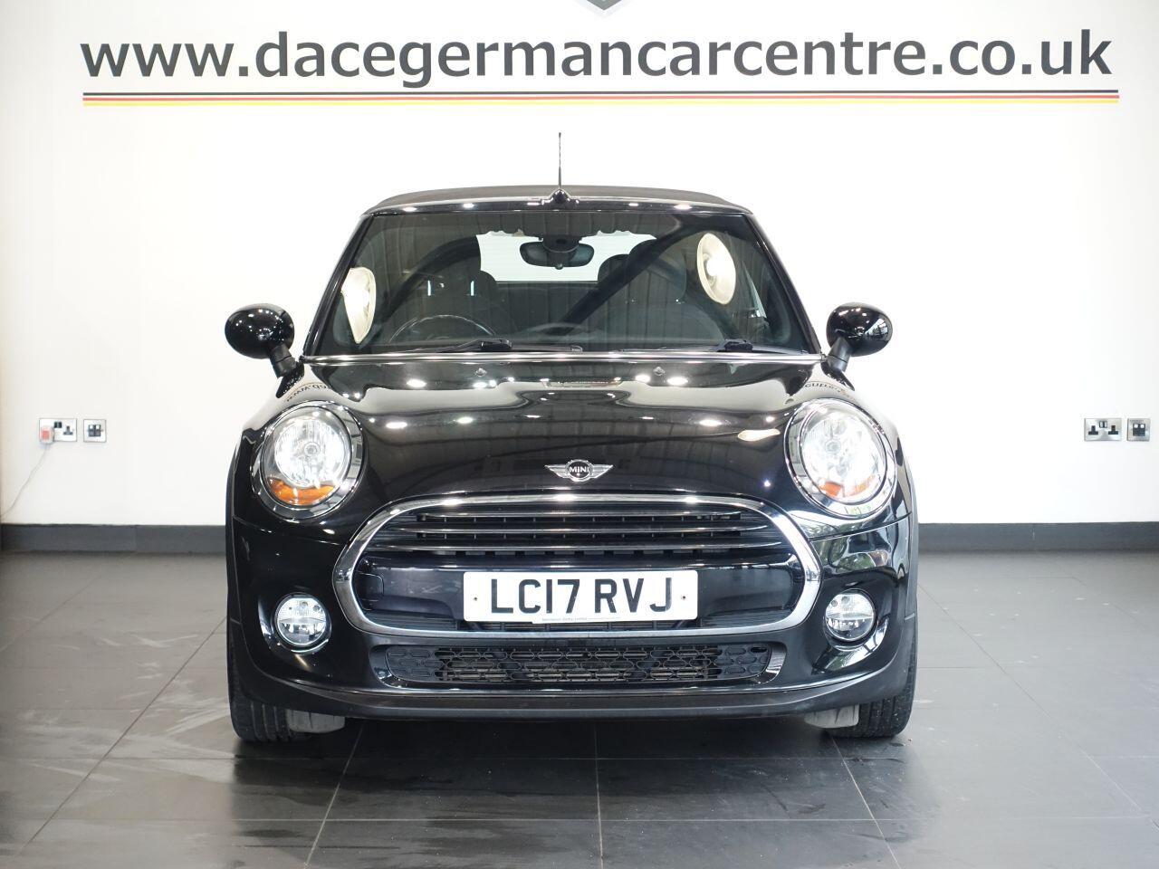 MINI Convertible - Image 4