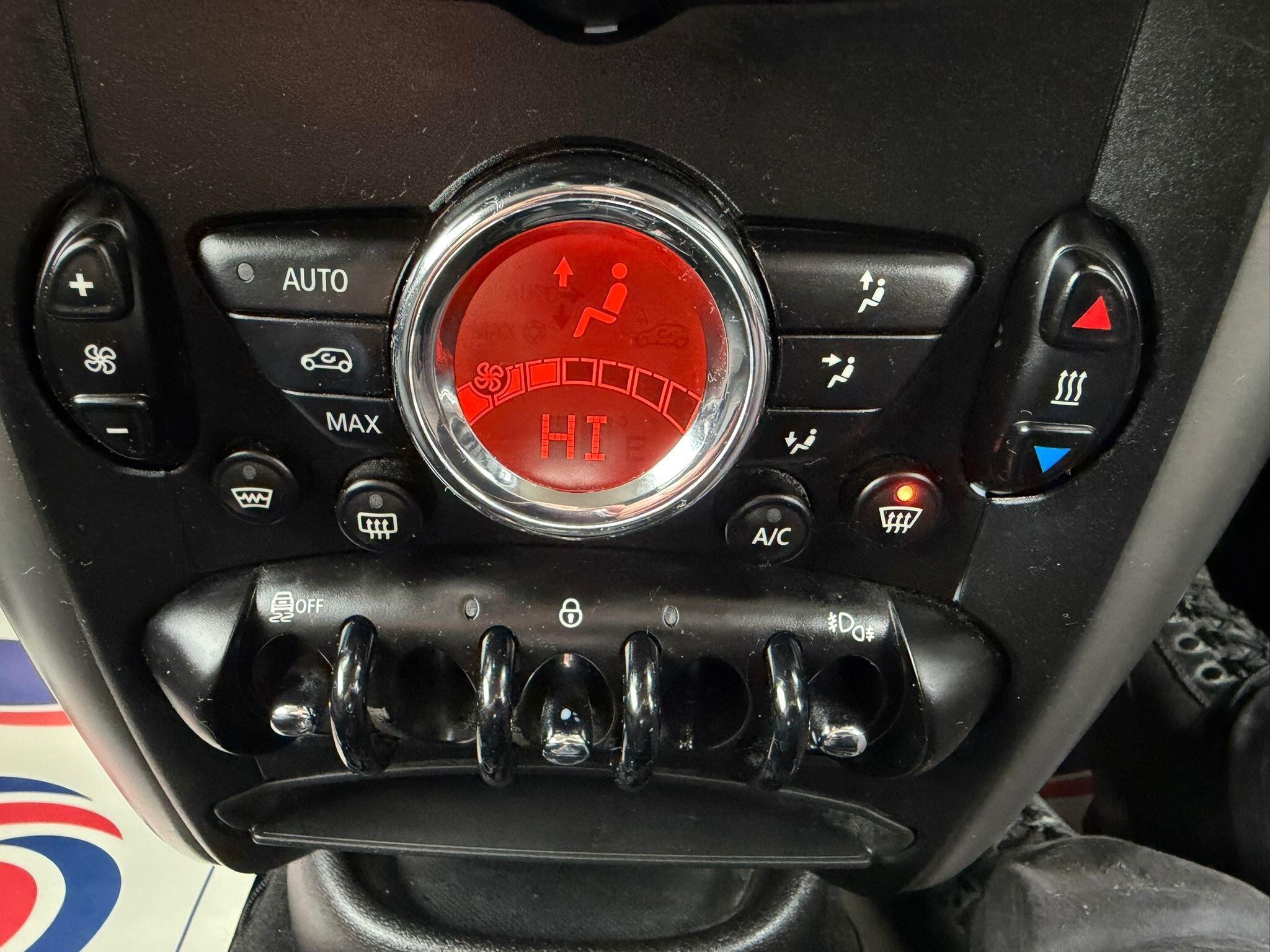 MINI Clubman - Image 13