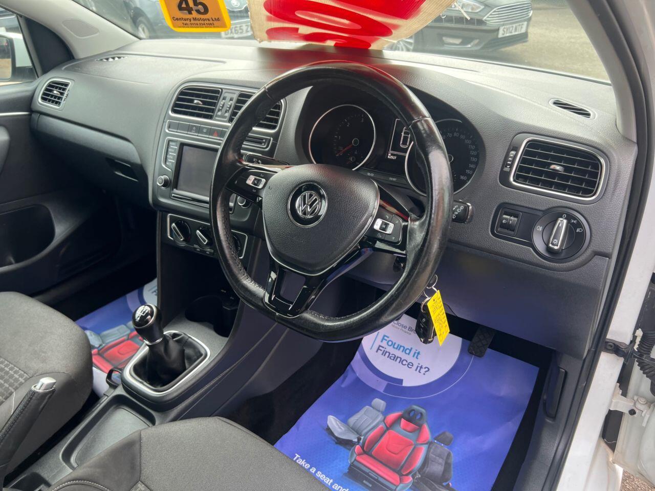 Volkswagen Polo - Image 33