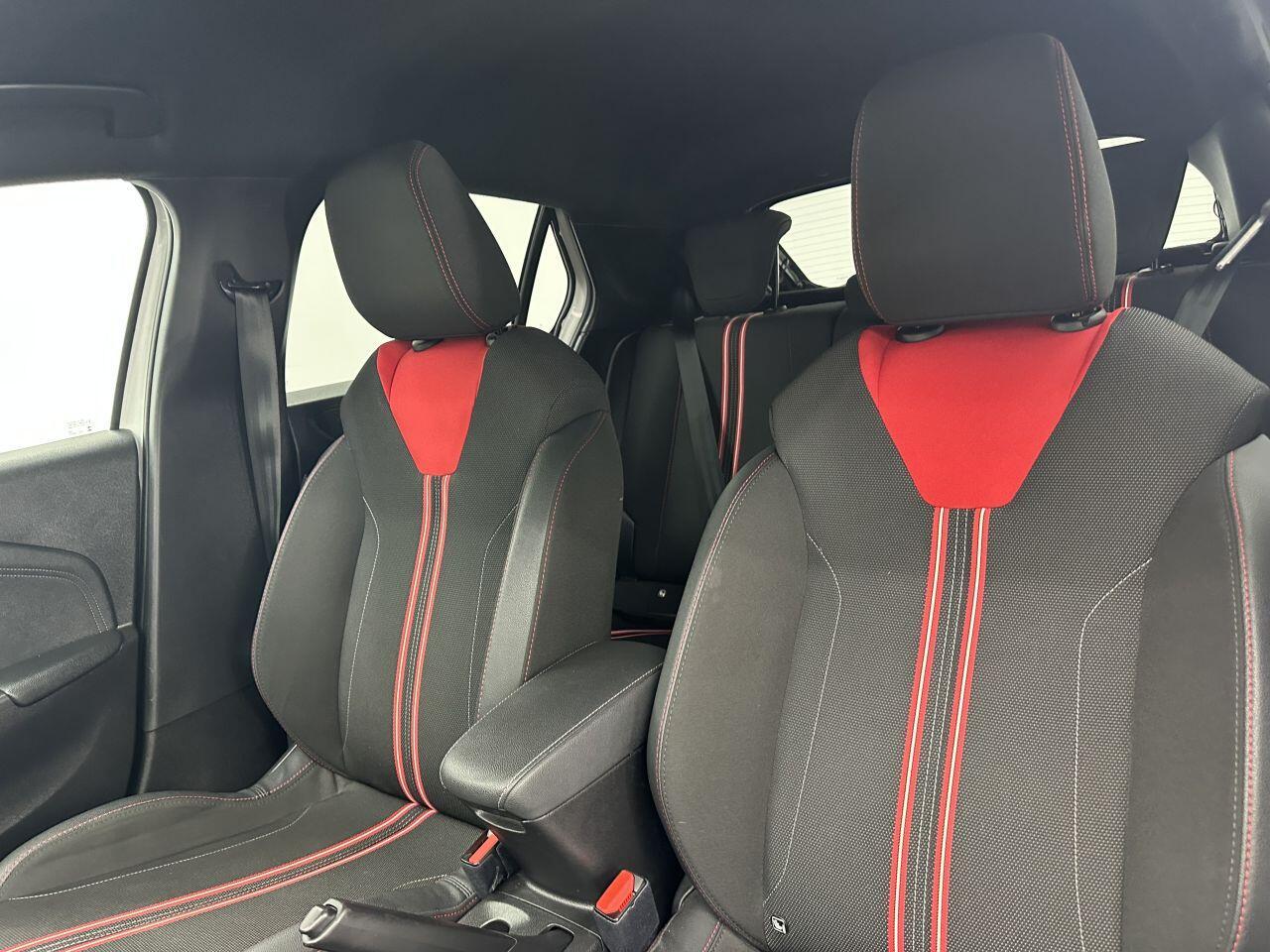 Vauxhall Corsa - Image 14