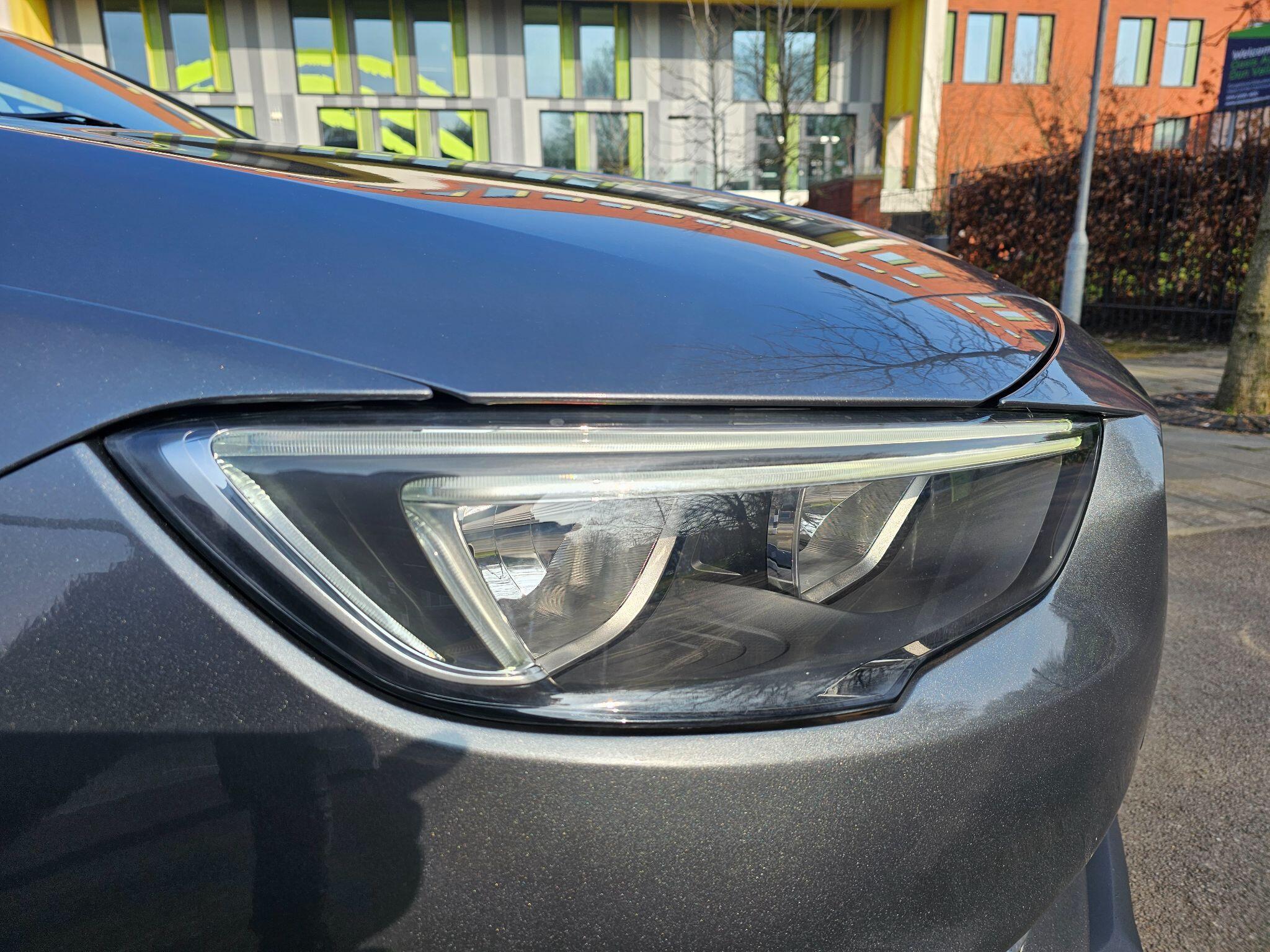 Vauxhall Insignia - Image 13