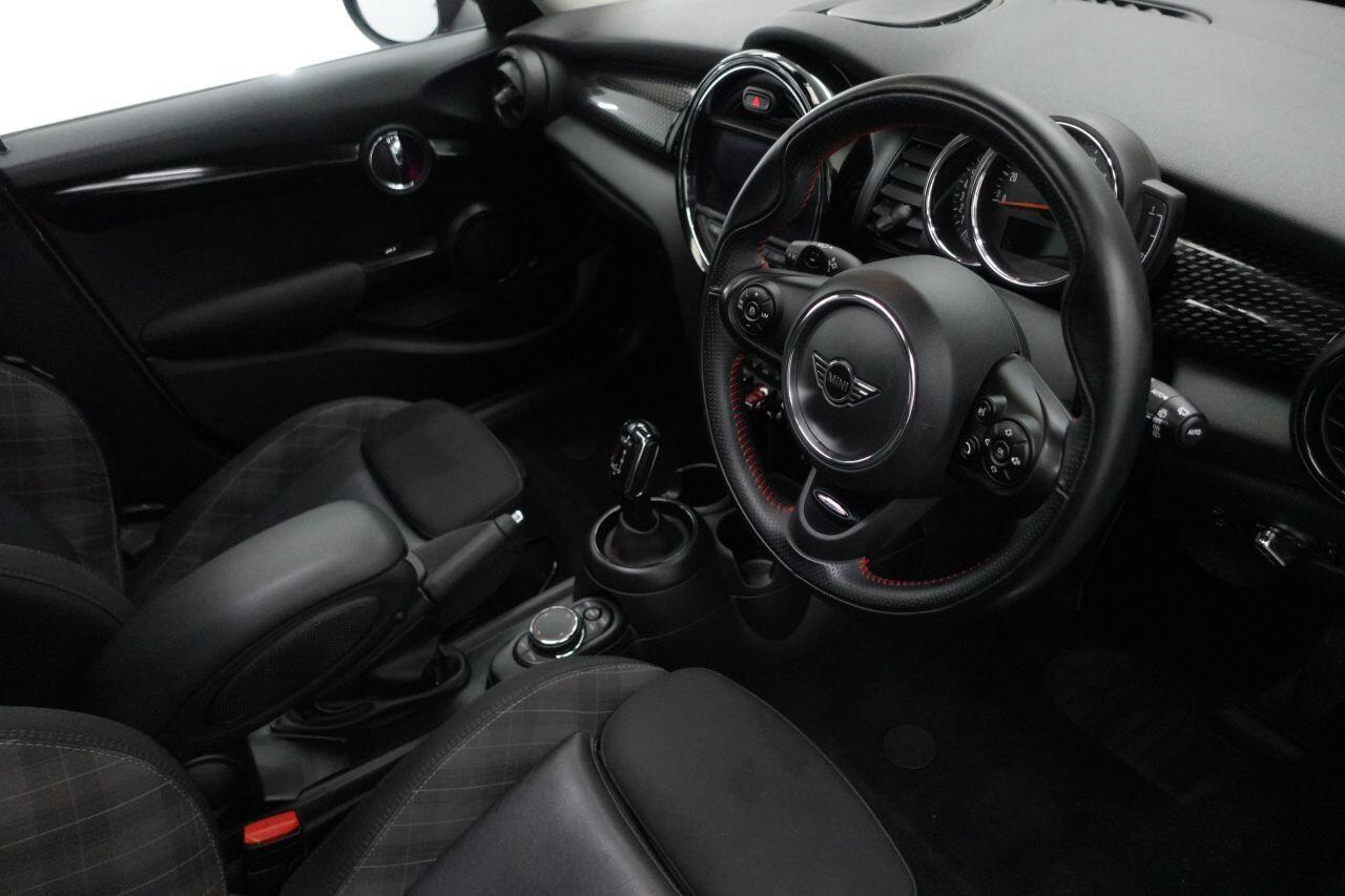 MINI Hatch - Image 15