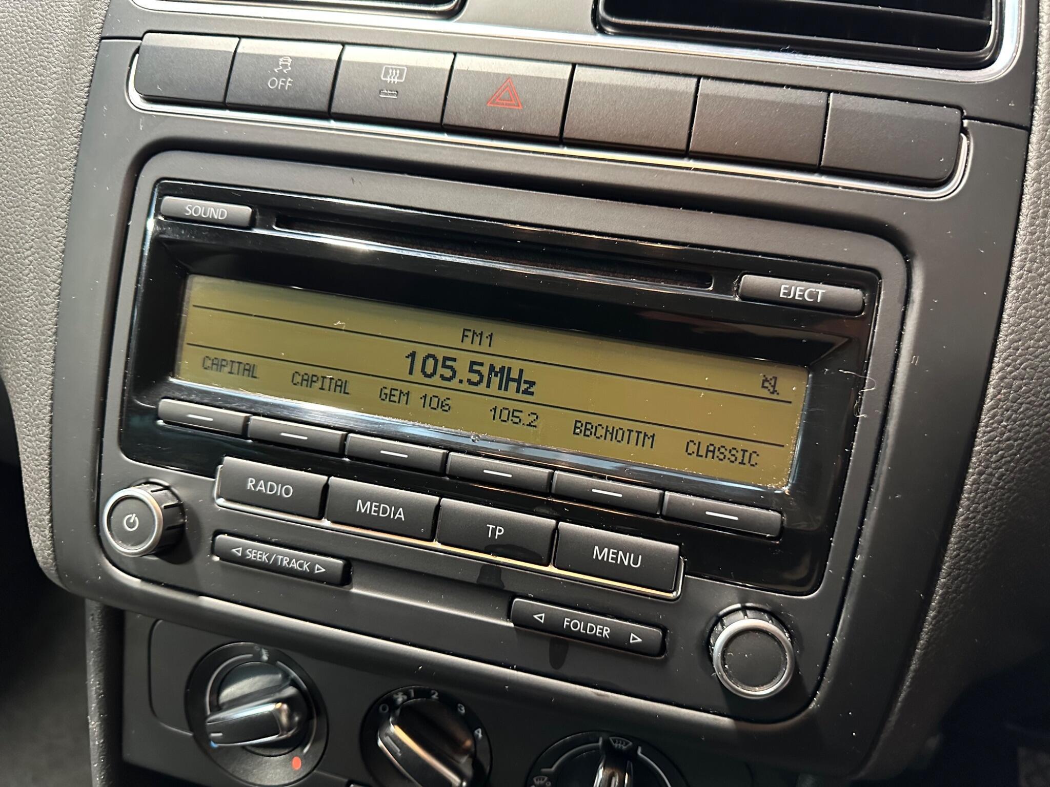 Volkswagen Polo - Image 11