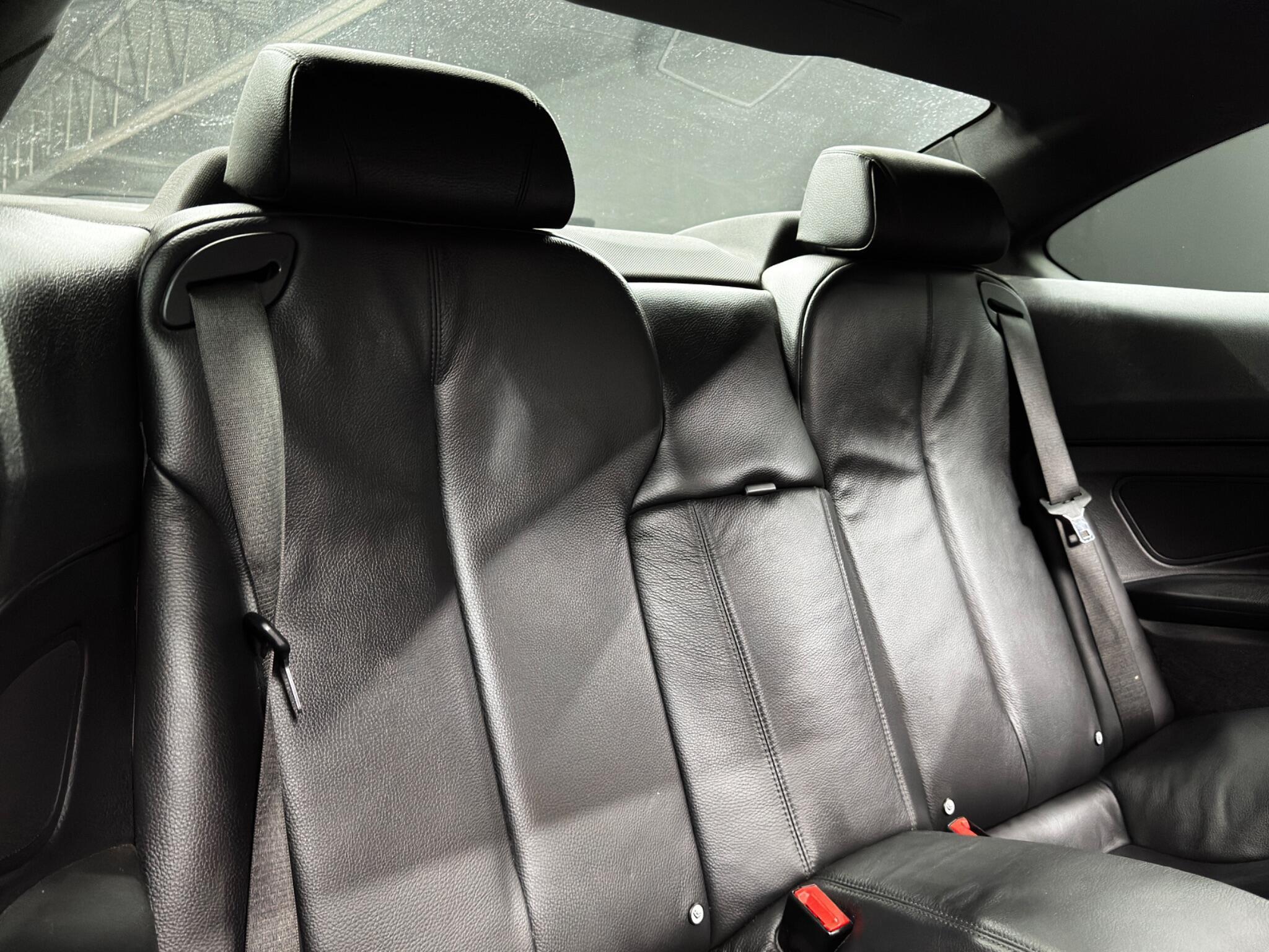 BMW 6 Series - Image 15