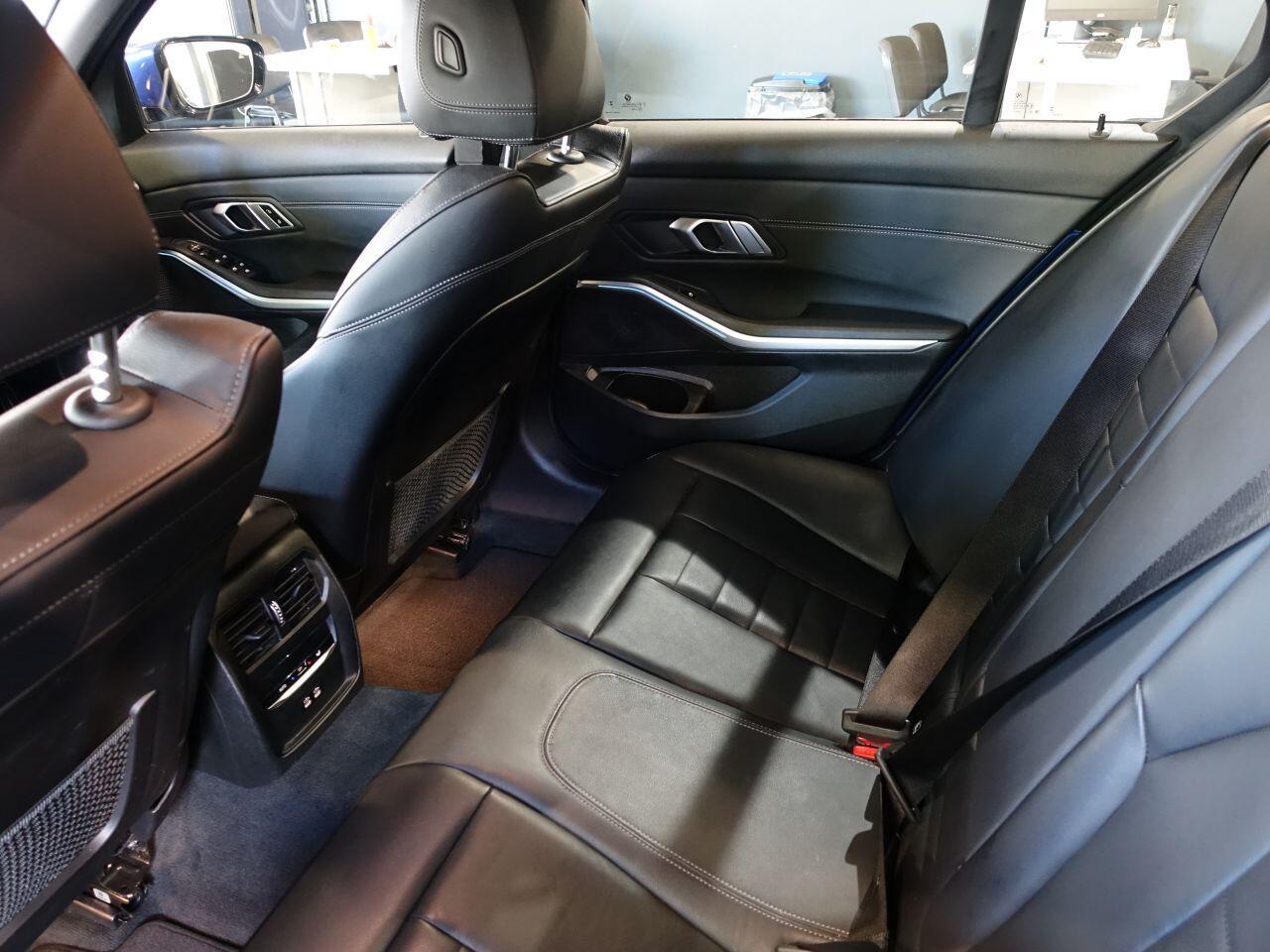 BMW 3 Series - Image 16
