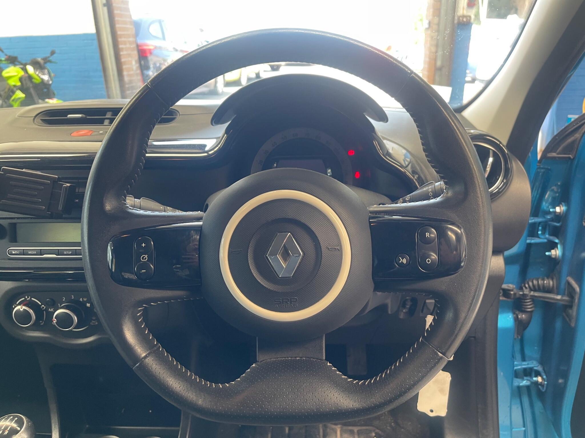 Renault Twingo - Image 11