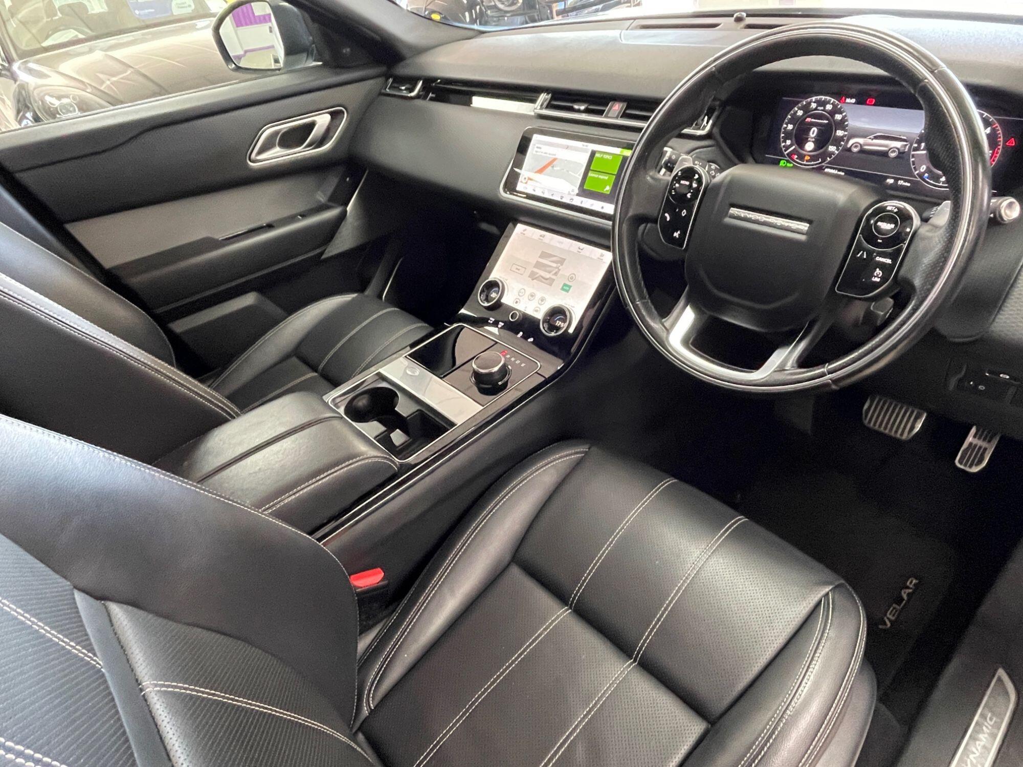Land Rover Range Rover Velar - Image 24