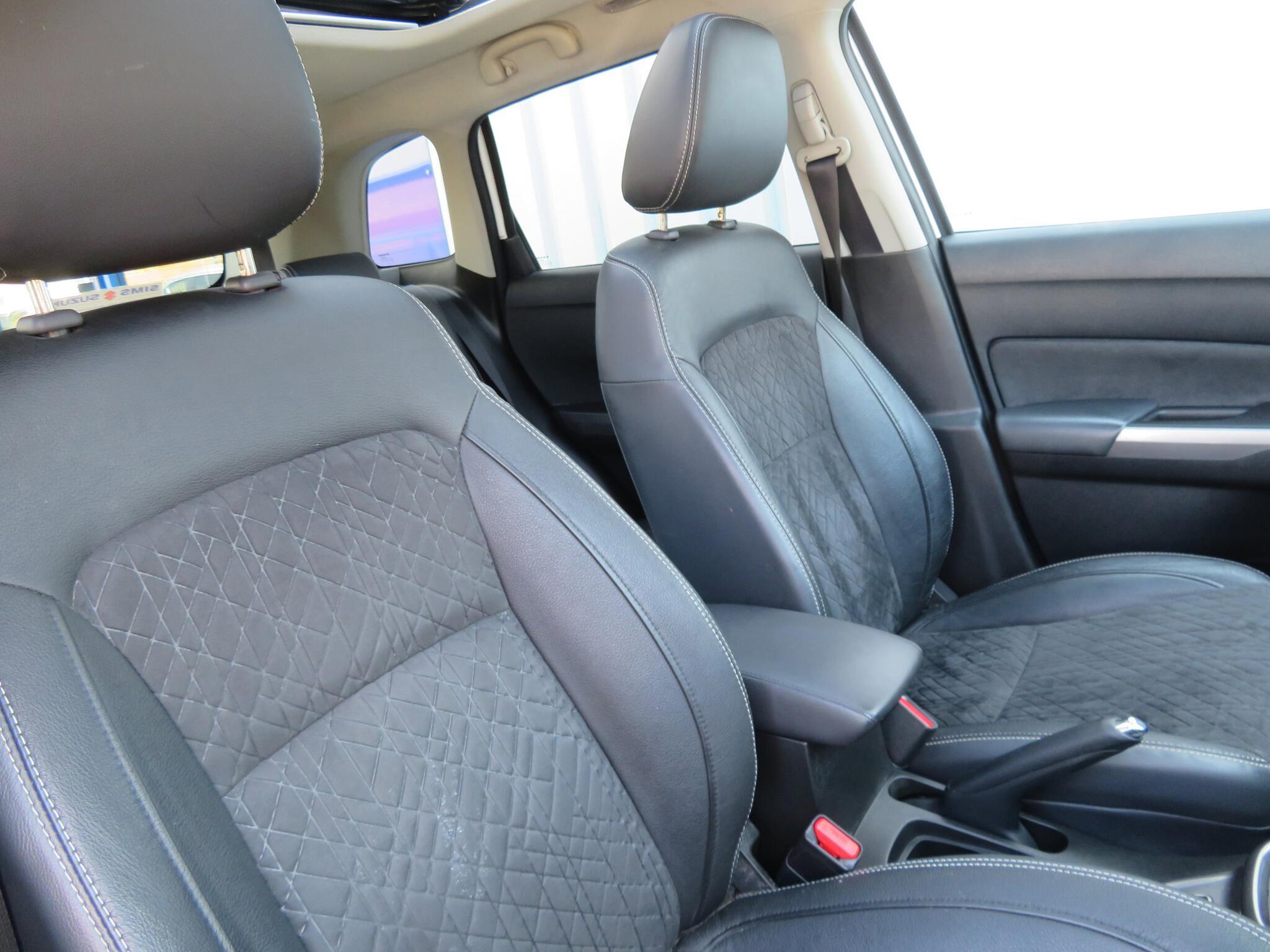 Suzuki Vitara - Image 17