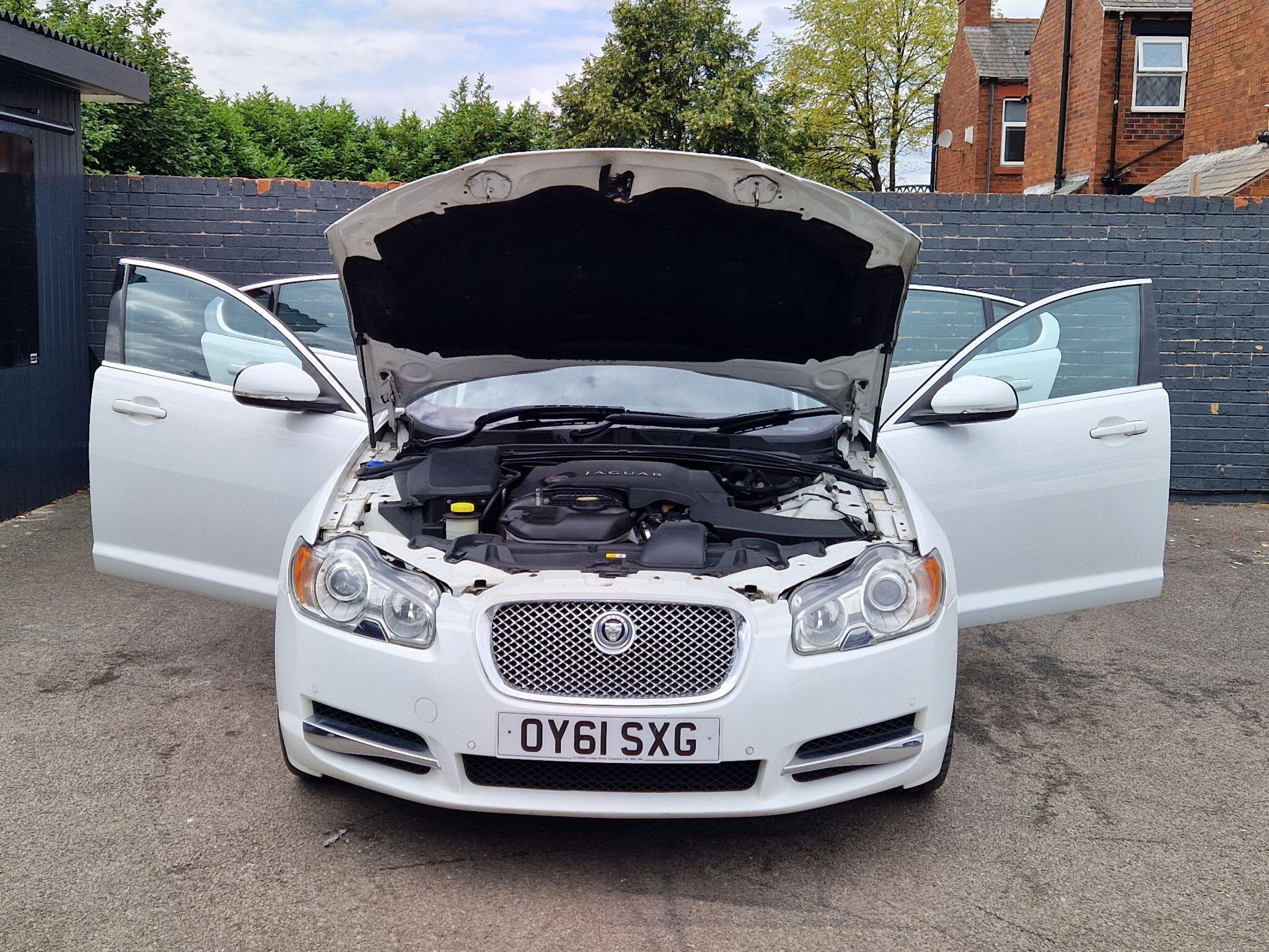 Jaguar XF - Image 13