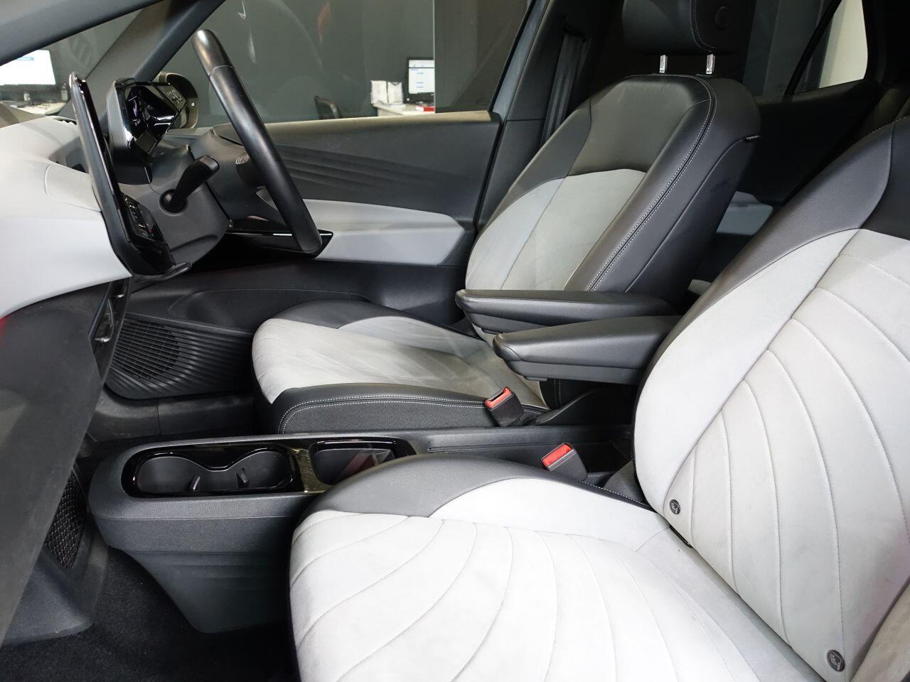 Volkswagen ID.3 - Image 14