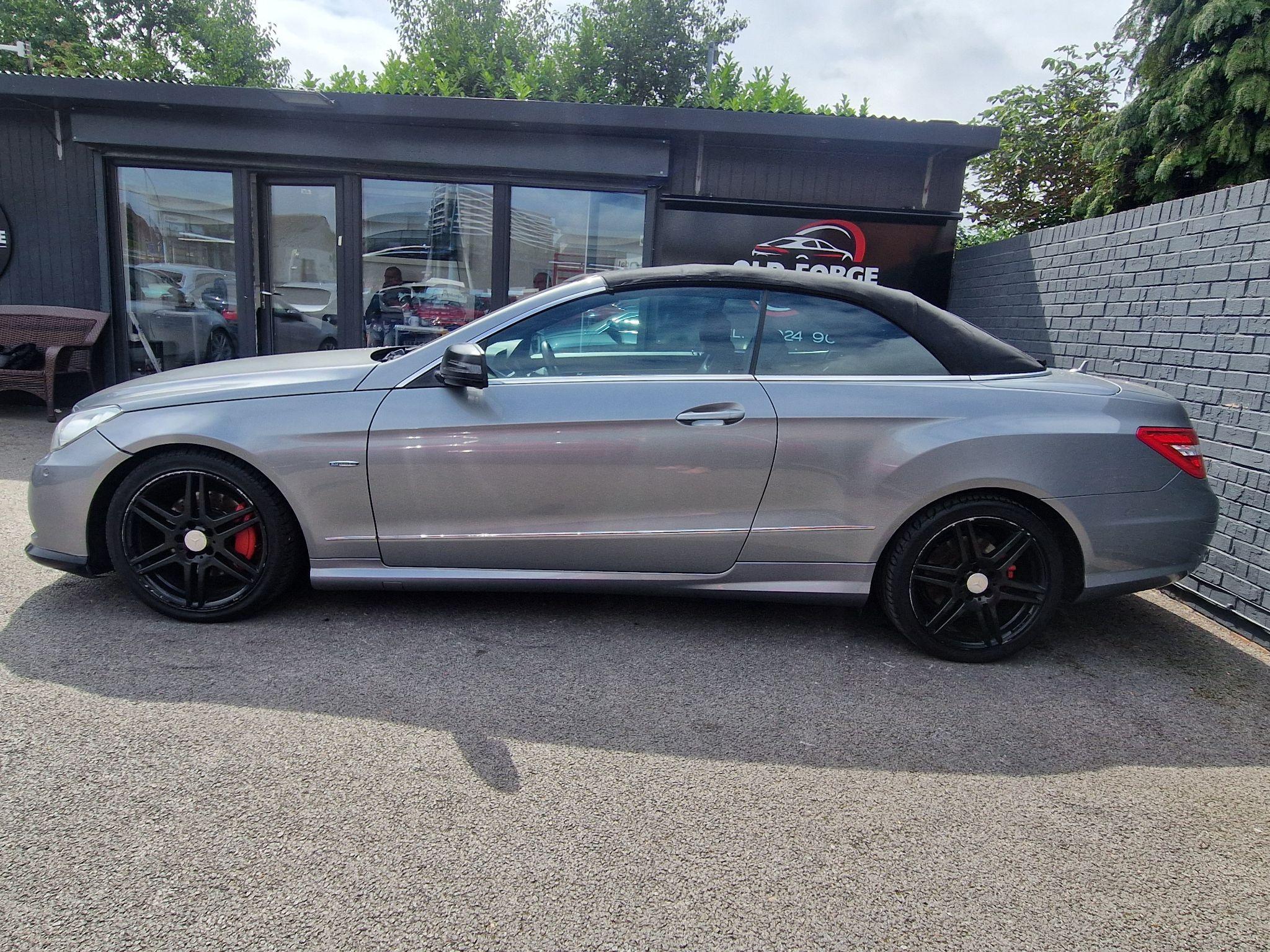 Mercedes E Class - Image 12