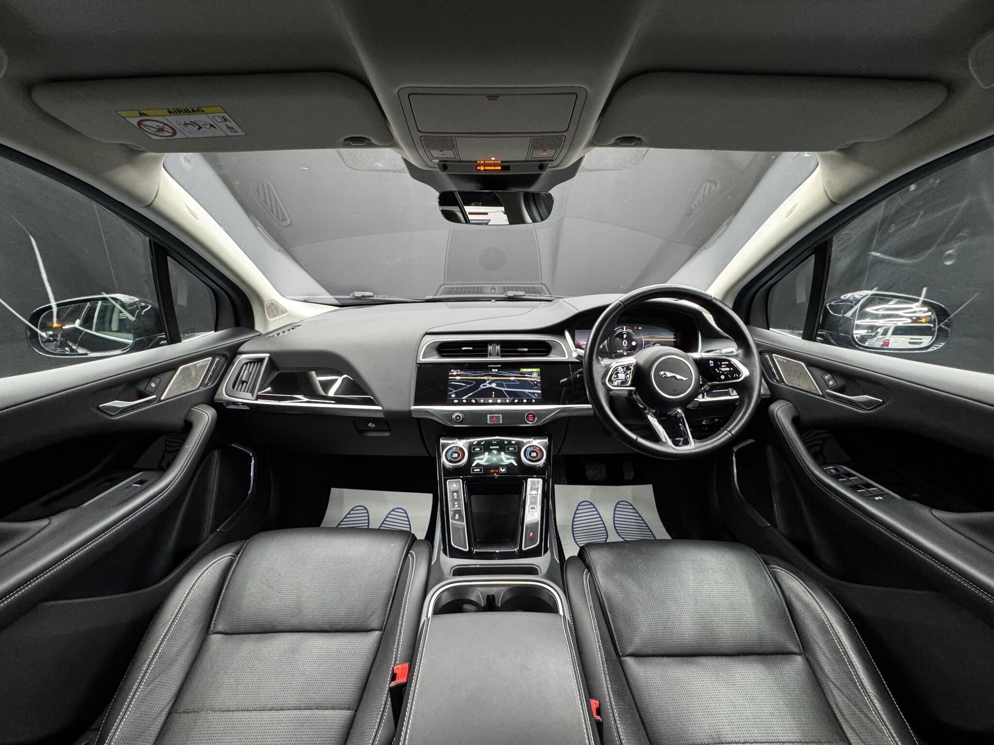 Jaguar I-Pace - Image 17