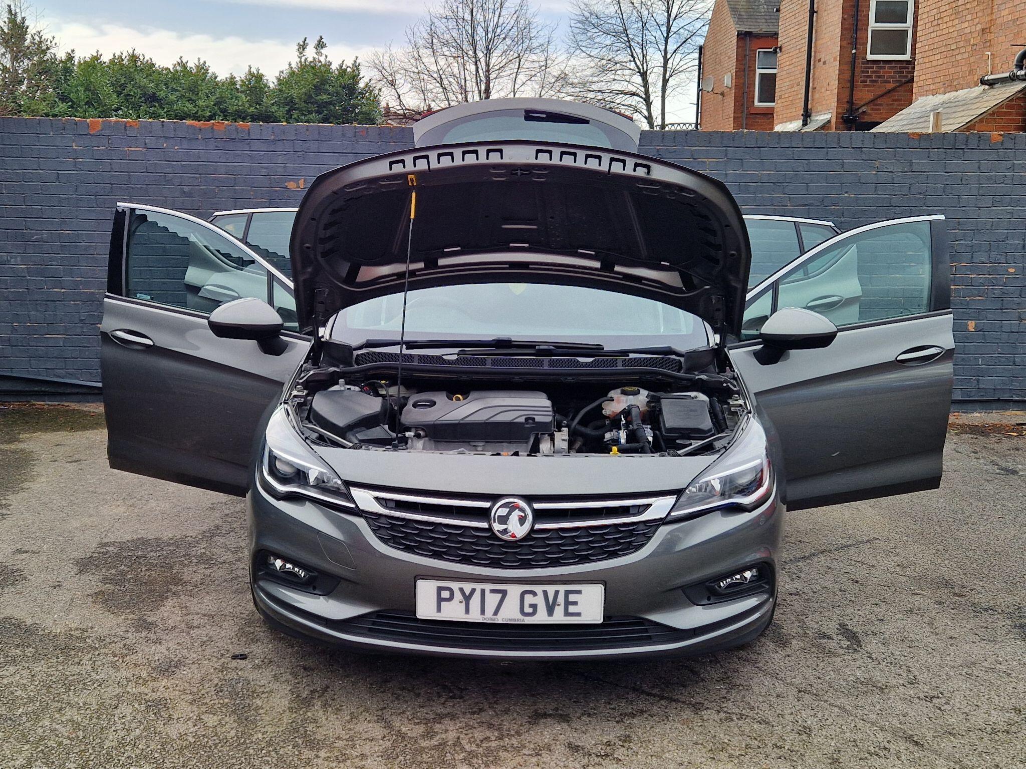 Vauxhall Astra - Image 14