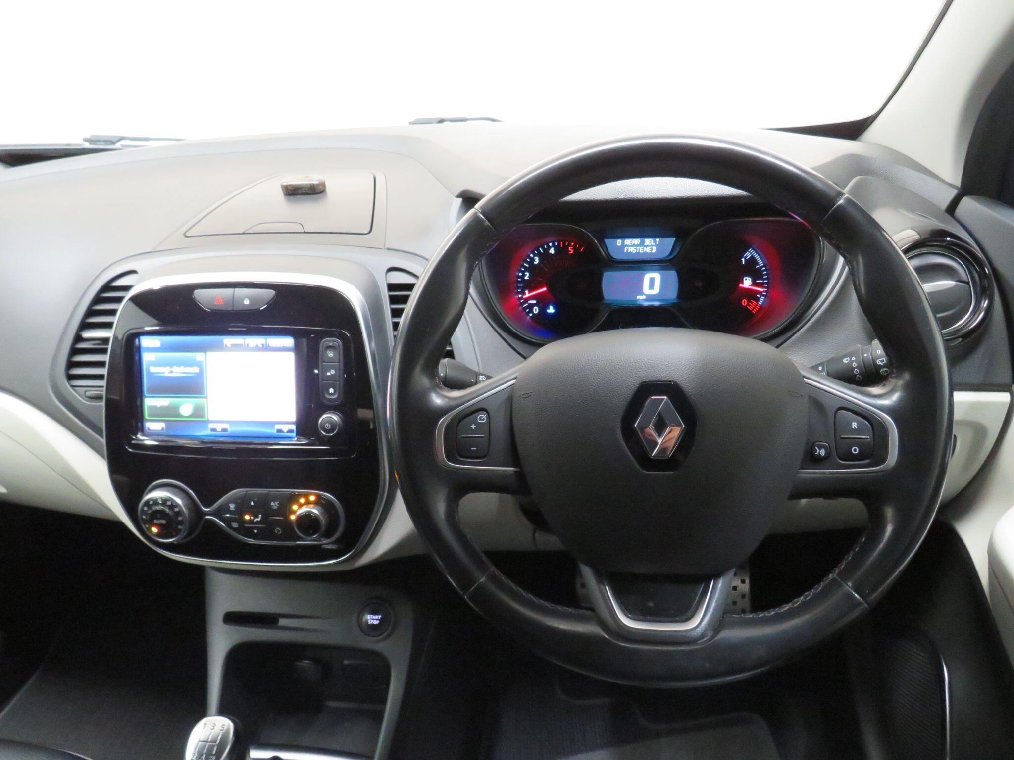 Renault Captur - Image 16