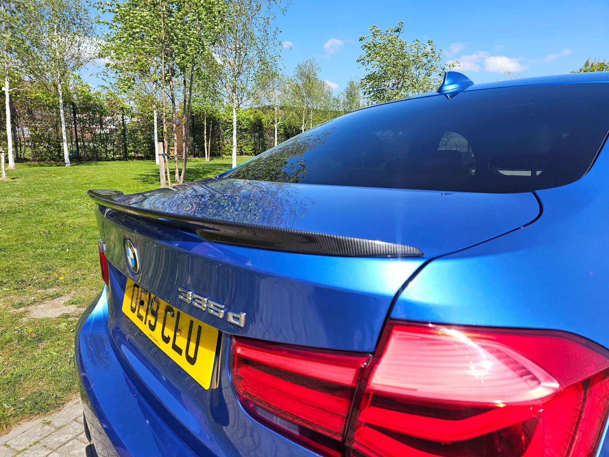 BMW 3 Series - Image 32