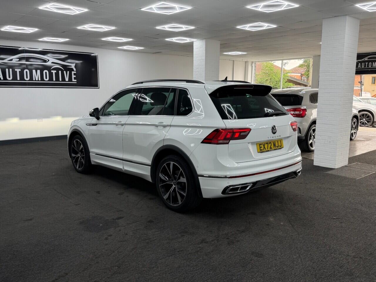 Volkswagen Tiguan - Image 6