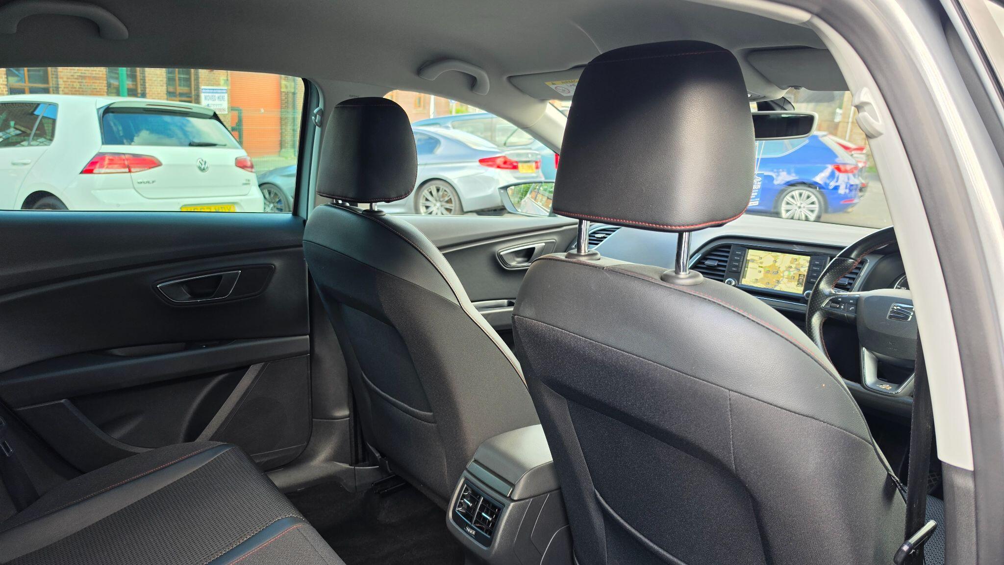 SEAT Leon - Image 19