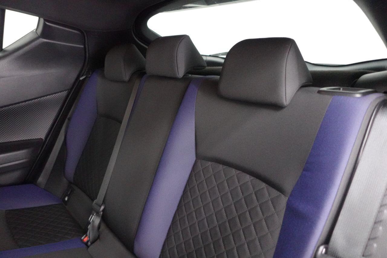 Toyota C-Hr - Image 15