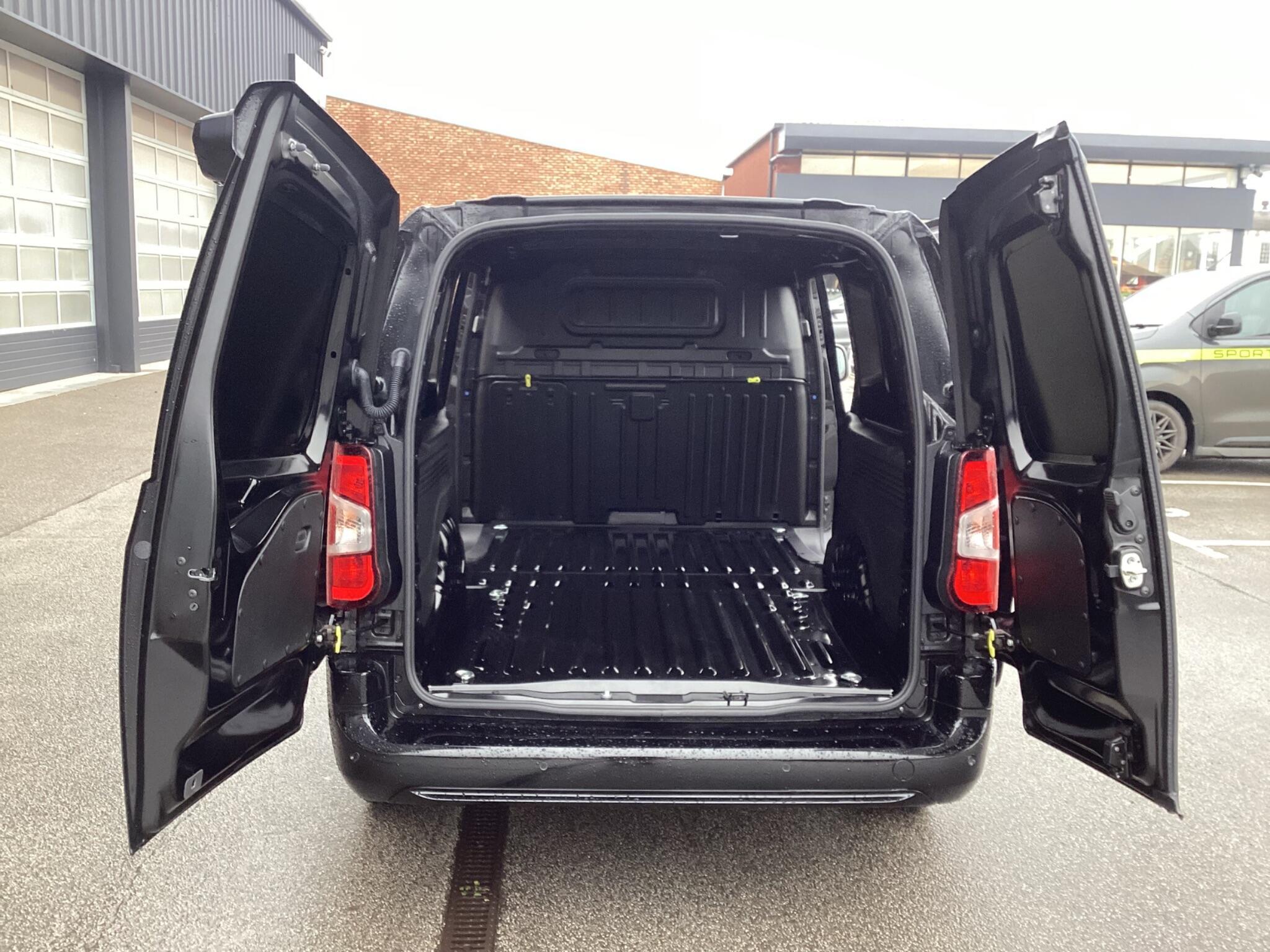 Fiat Doblo - Image 8