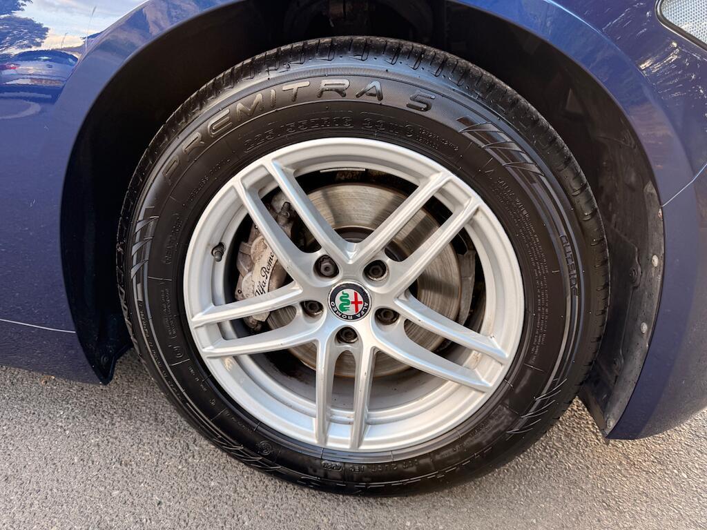 Alfa Romeo Giulia - Image 14