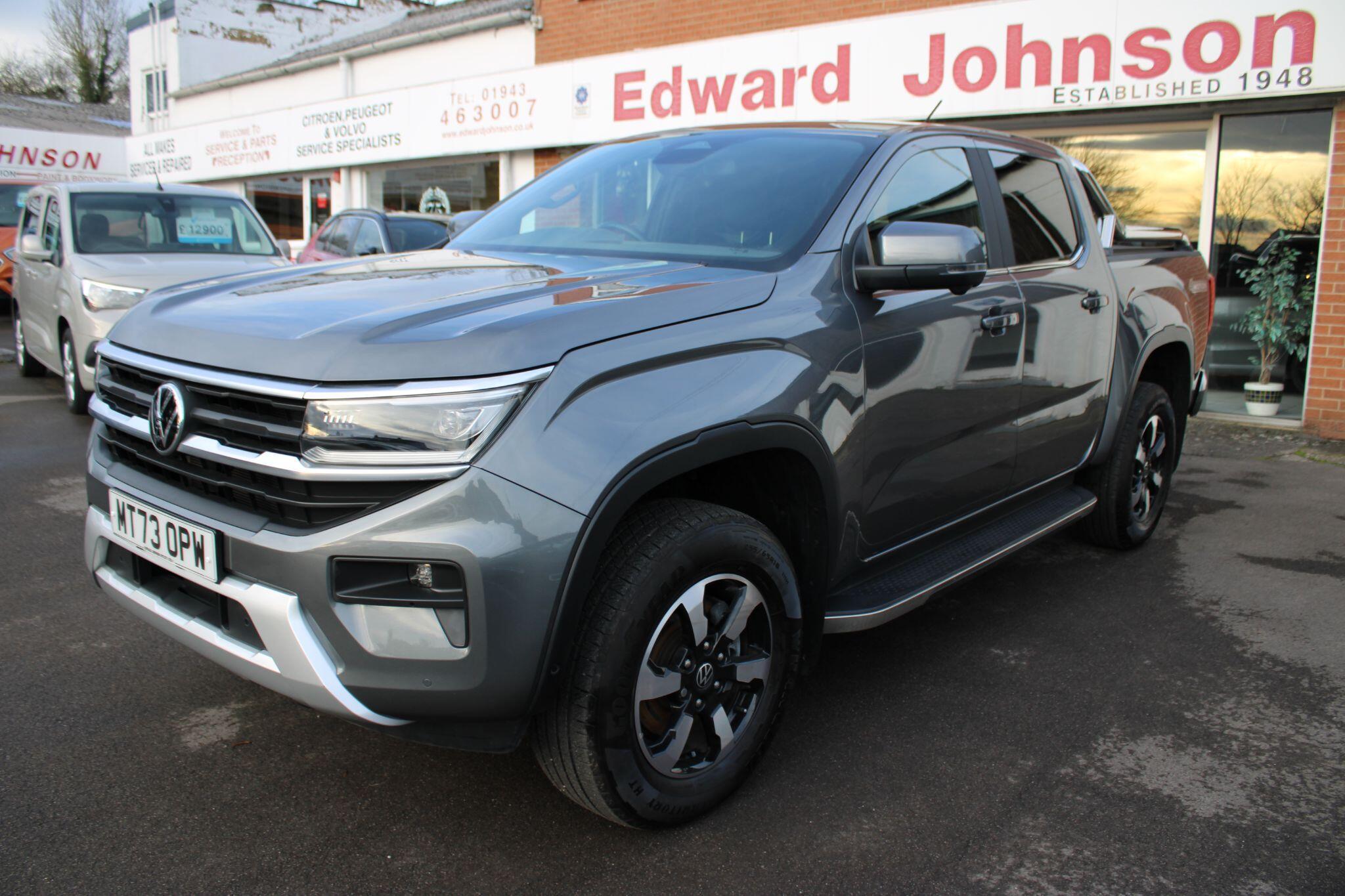 Volkswagen Amarok - Image 12