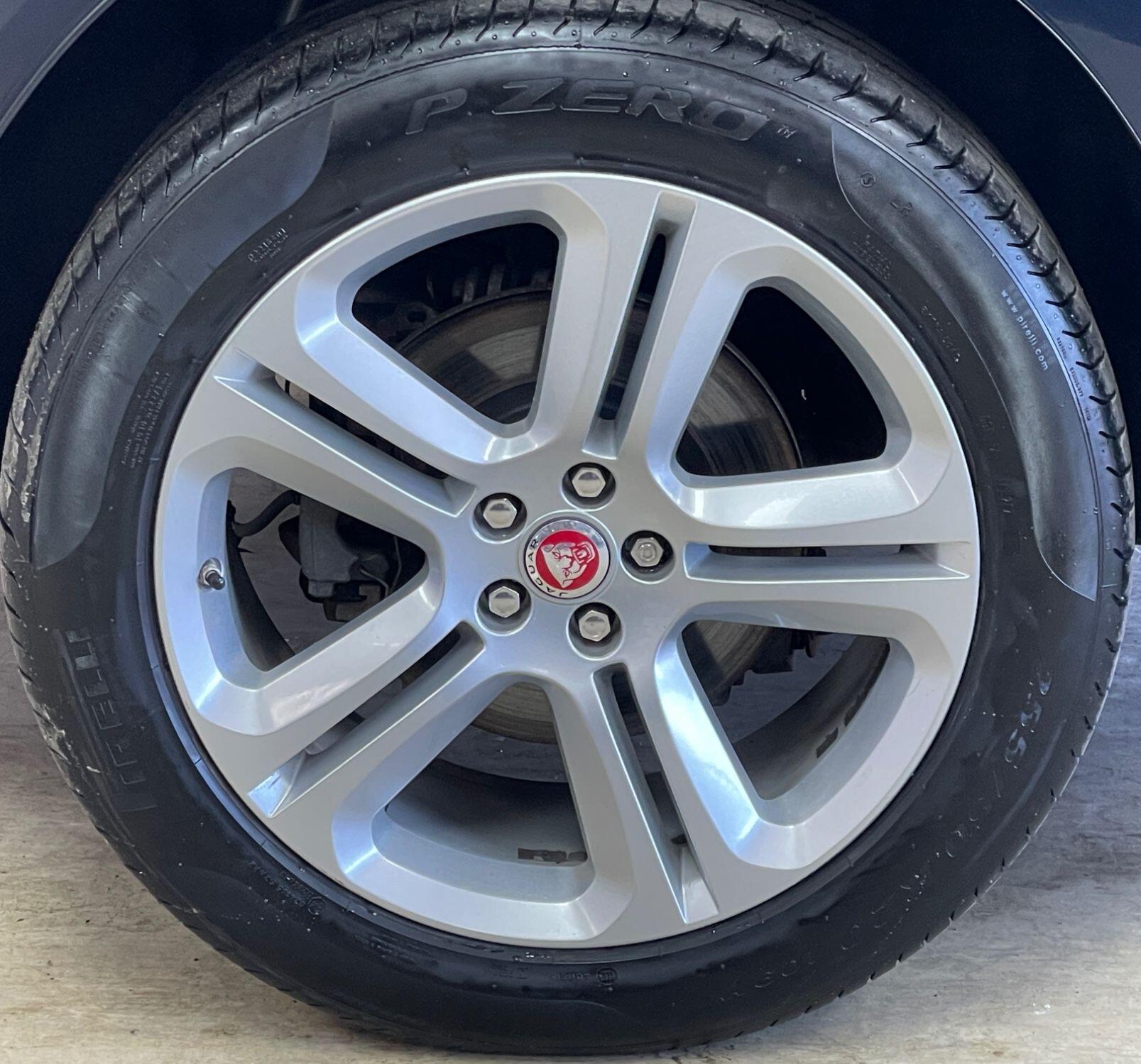 Jaguar F-Pace - Image 15