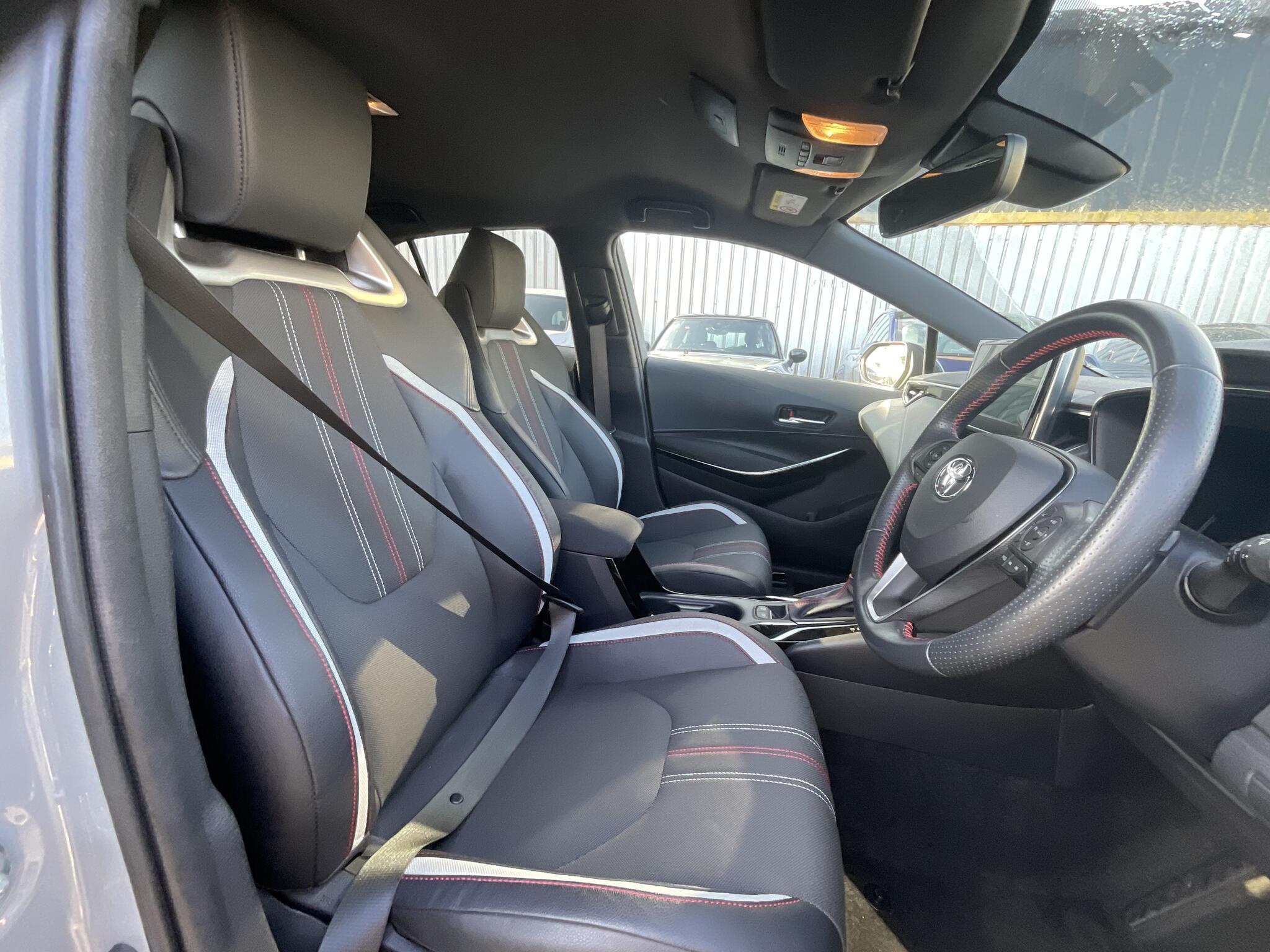 Toyota Corolla - Image 3