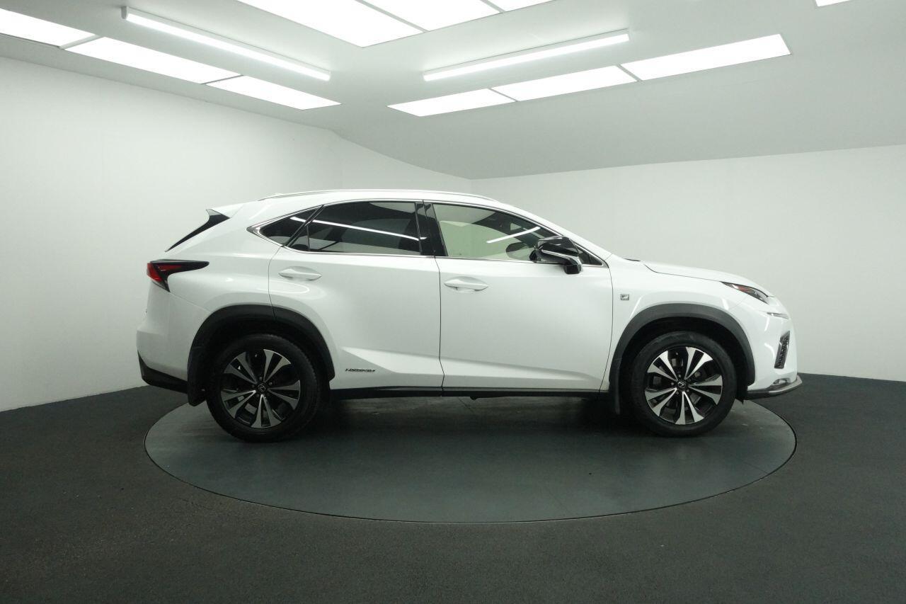 Lexus NX - Image 15