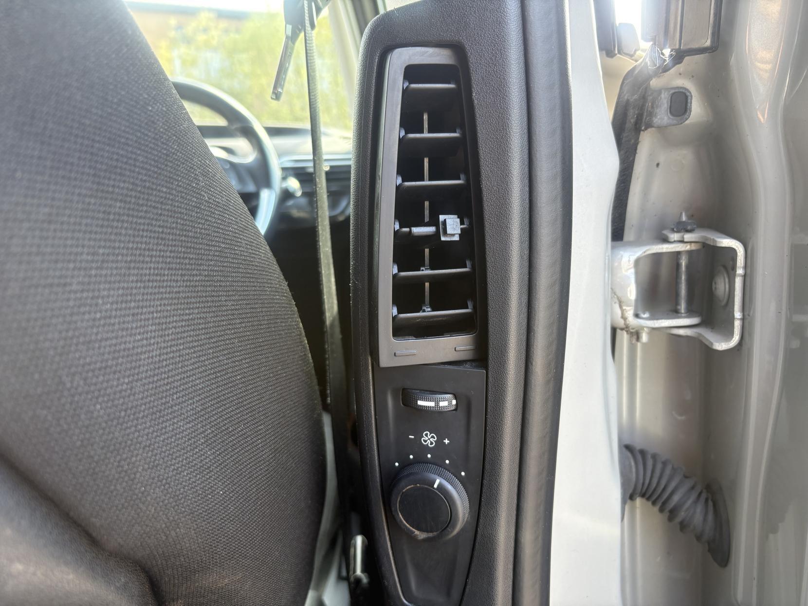 Citroen Grand C4 Picasso - Image 27