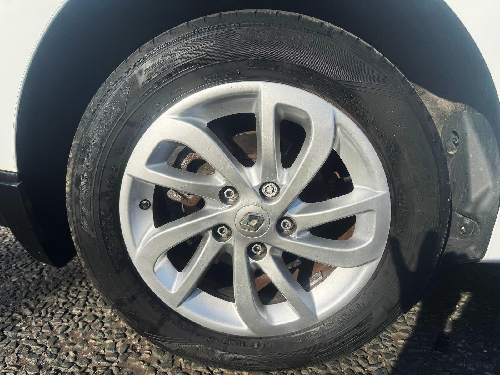 Renault Grand Scenic - Image 38