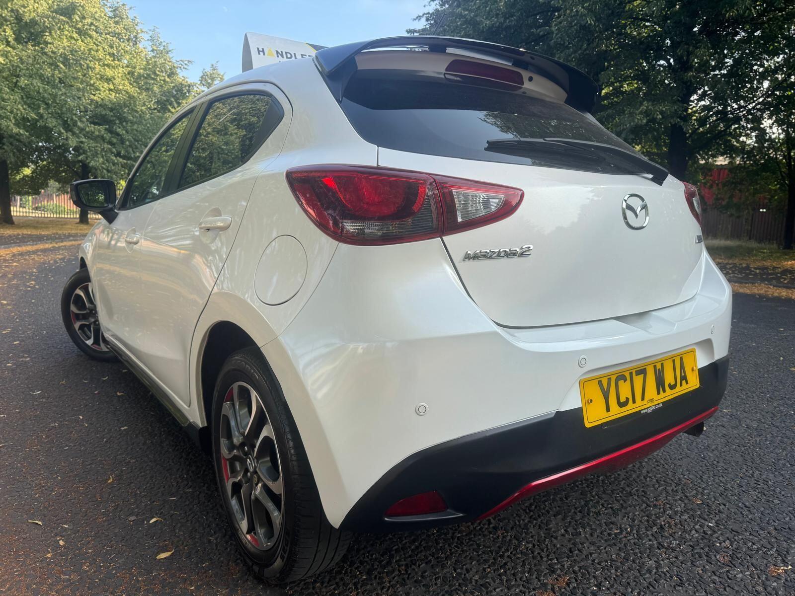 Mazda MAZDA2 - Image 9