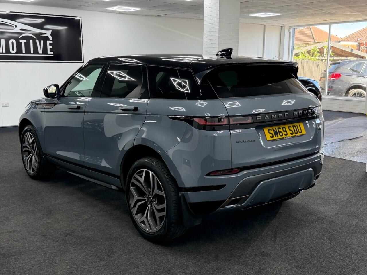 Land Rover Range Rover Evoque - Image 7