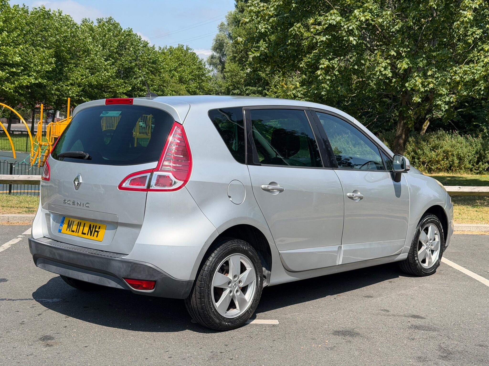 Renault Scenic - Image 4