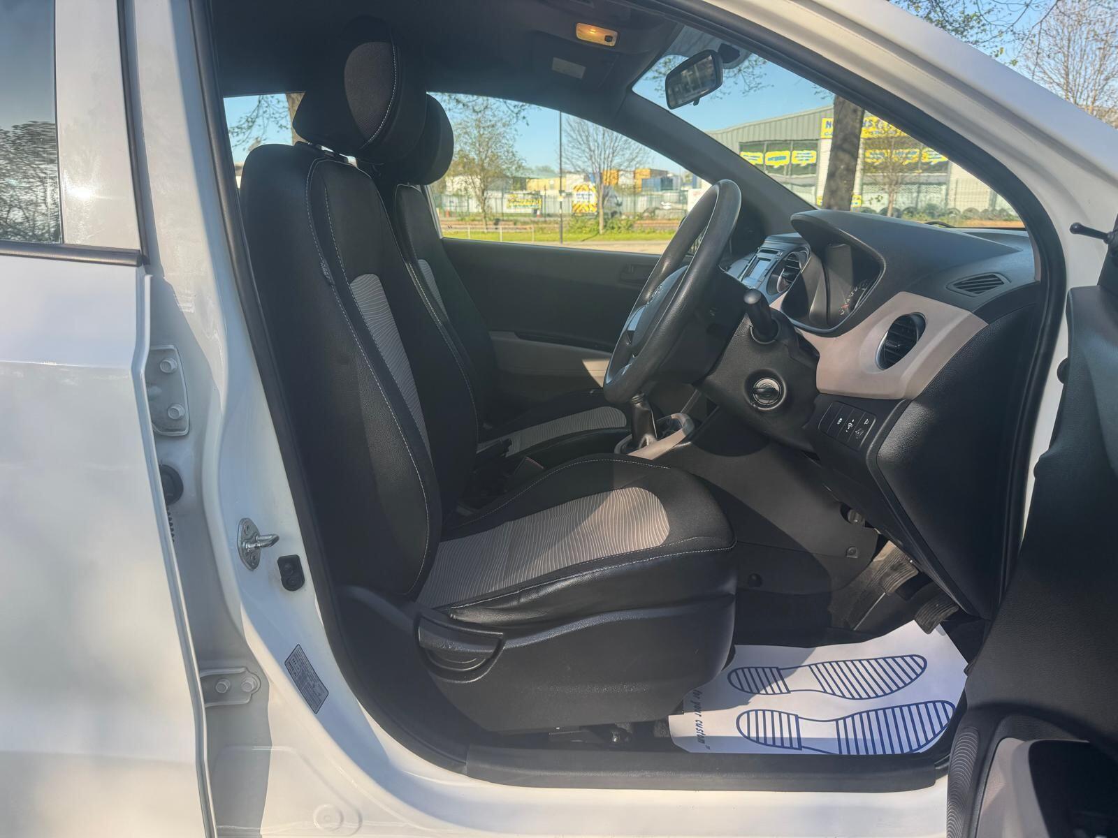 Hyundai i10 - Image 20