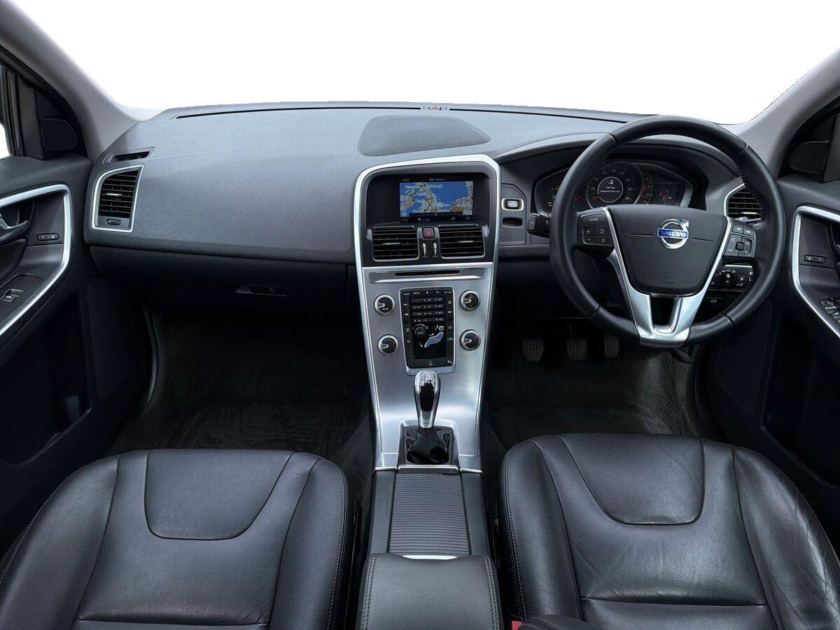 Volvo XC60 - Image 14