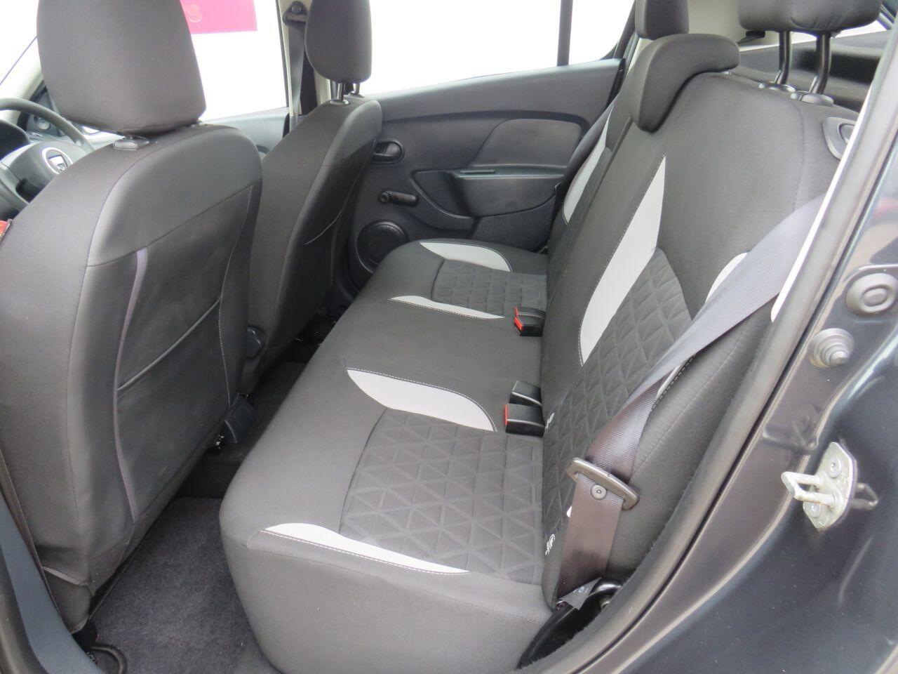 Dacia Sandero Stepway - Image 10