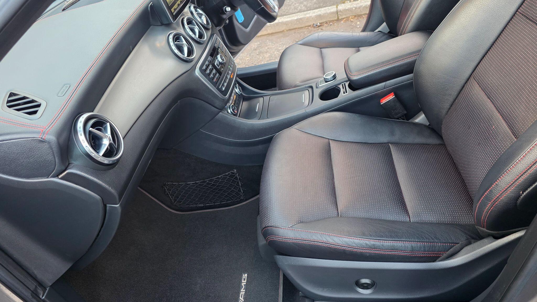 Mercedes GLA - Image 37