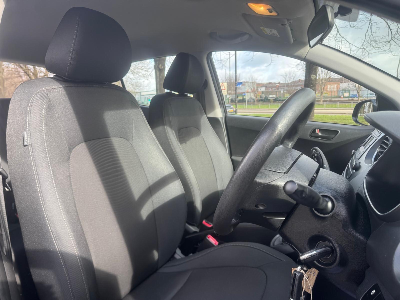 Hyundai i10 - Image 24