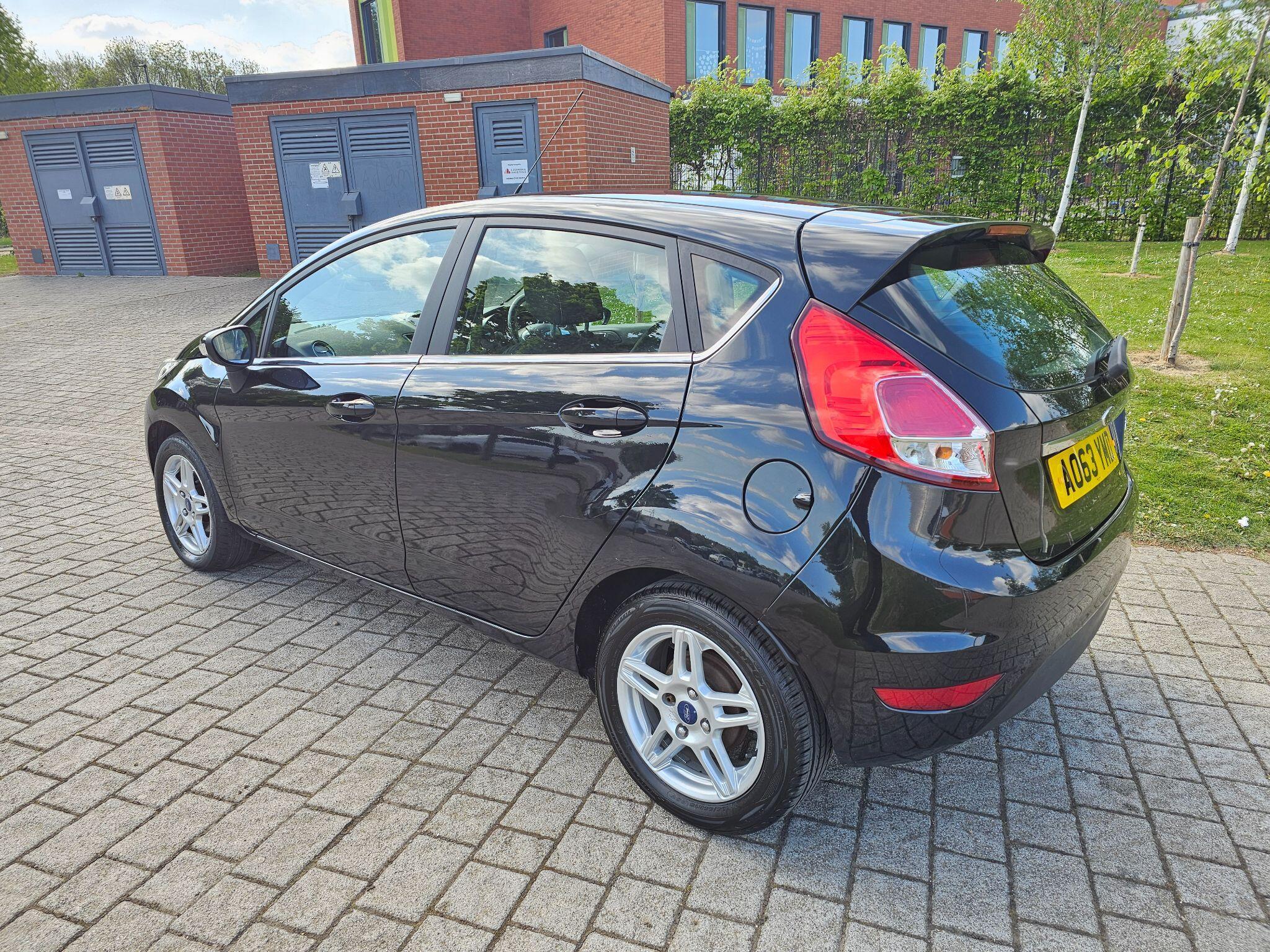 Ford Fiesta - Image 24
