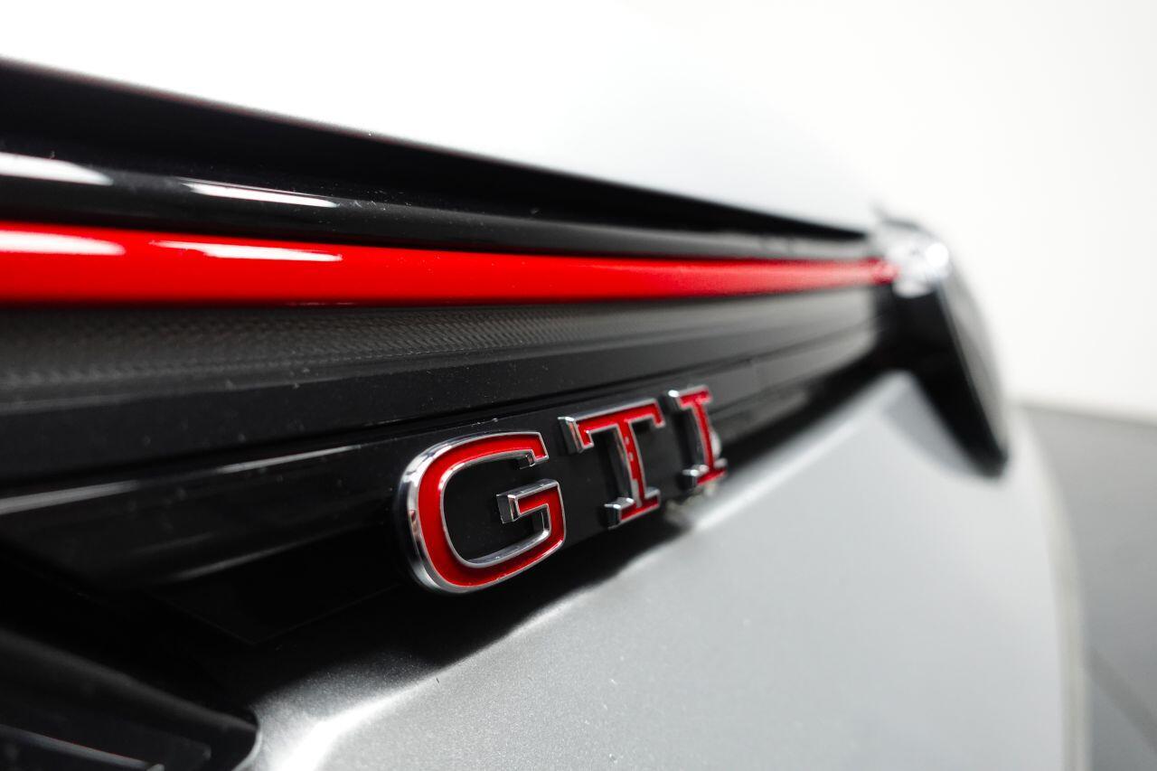 Volkswagen Golf - Image 38