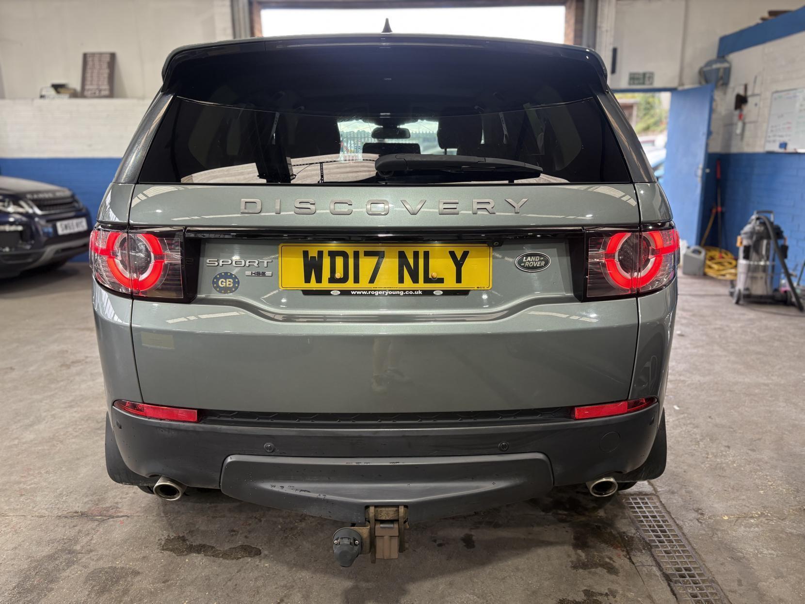Land Rover DISCOVERY SPORT - Image 8