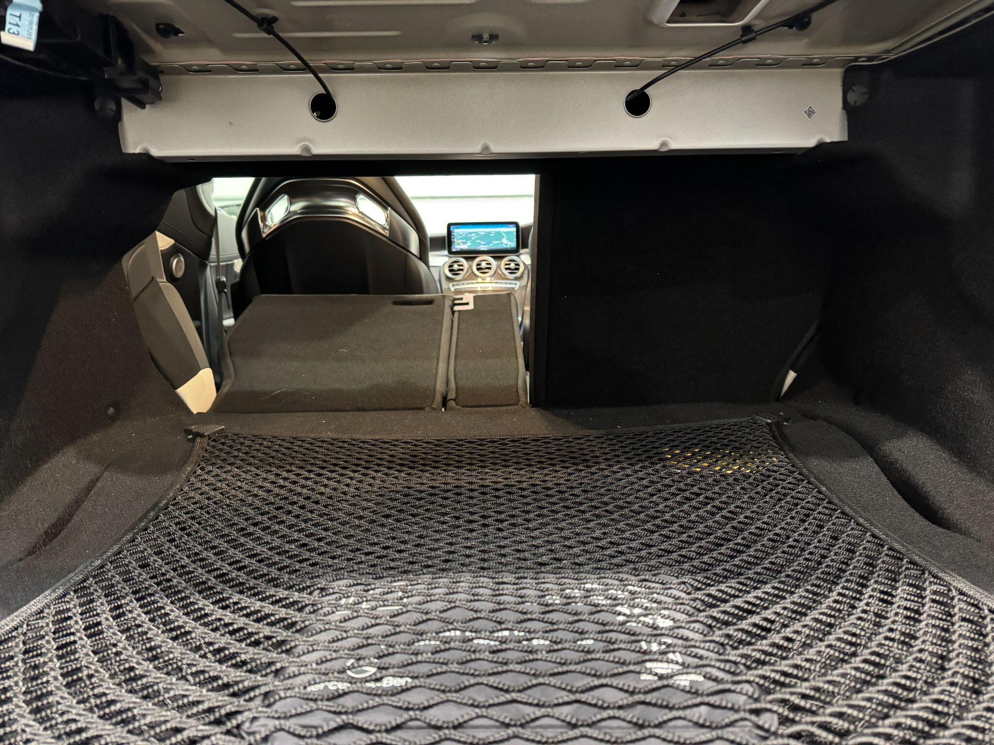 Mercedes C Class - Image 72