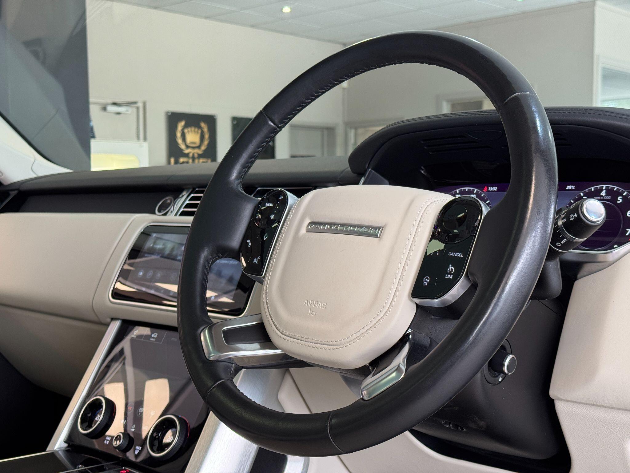 Land Rover Range Rover - Image 4