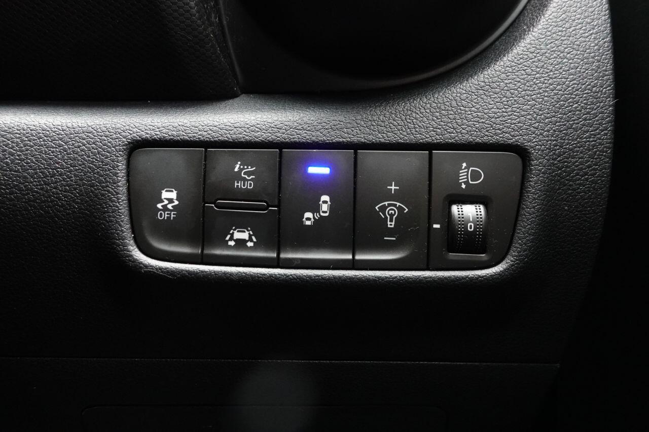 Hyundai Kona - Image 49