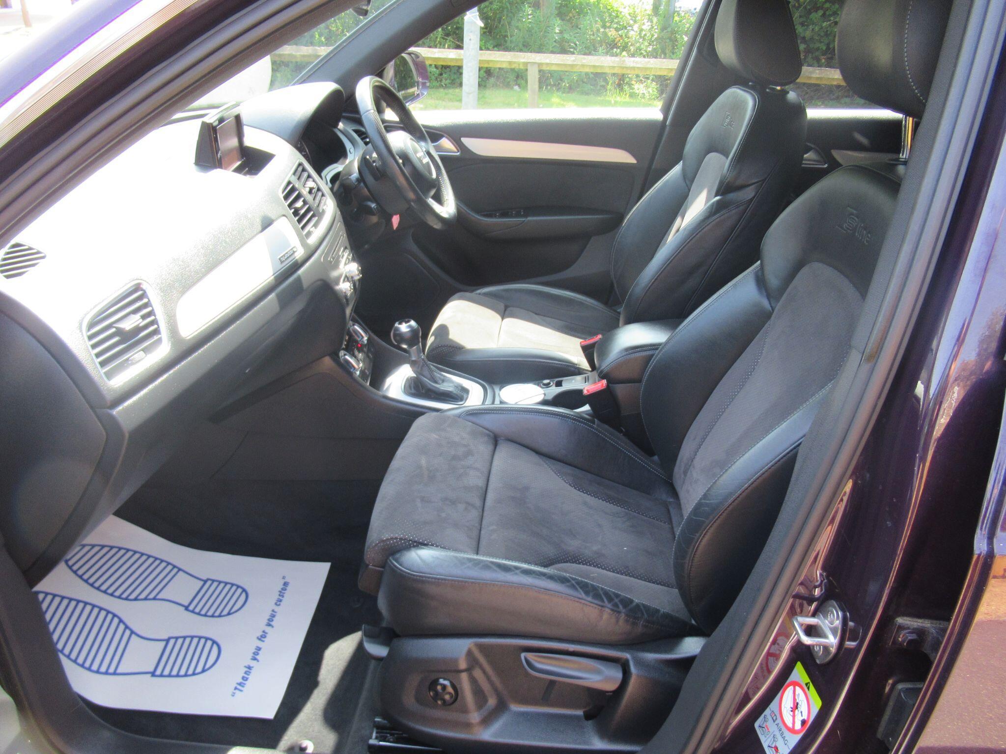 Audi Q3 - Image 14