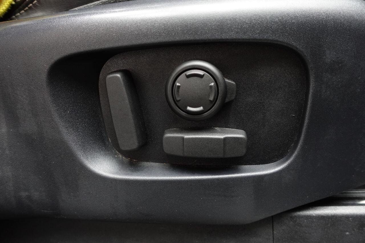 Land Rover Discovery - Image 18