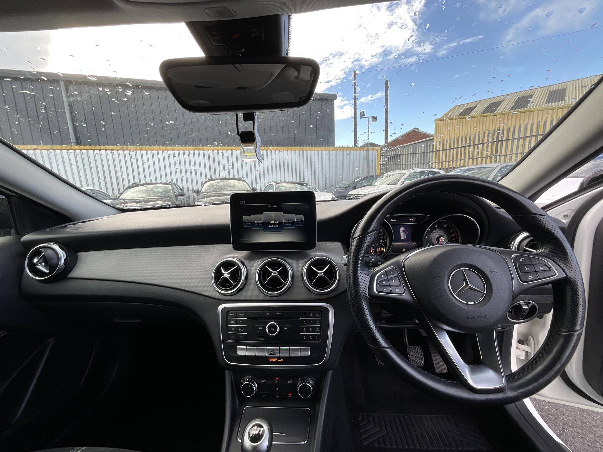 Mercedes GLA-Class - Image 19