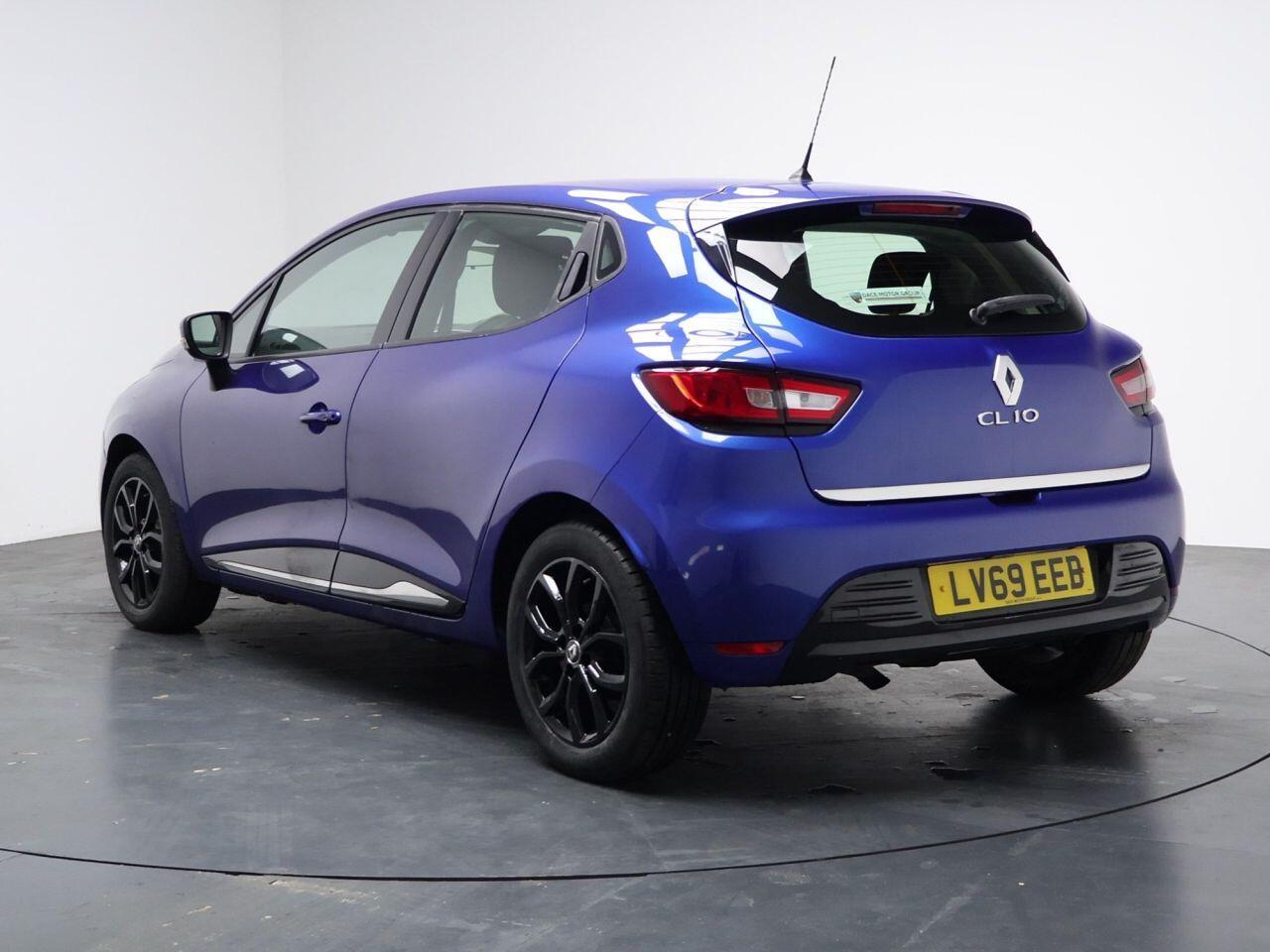 Renault Clio - Image 9