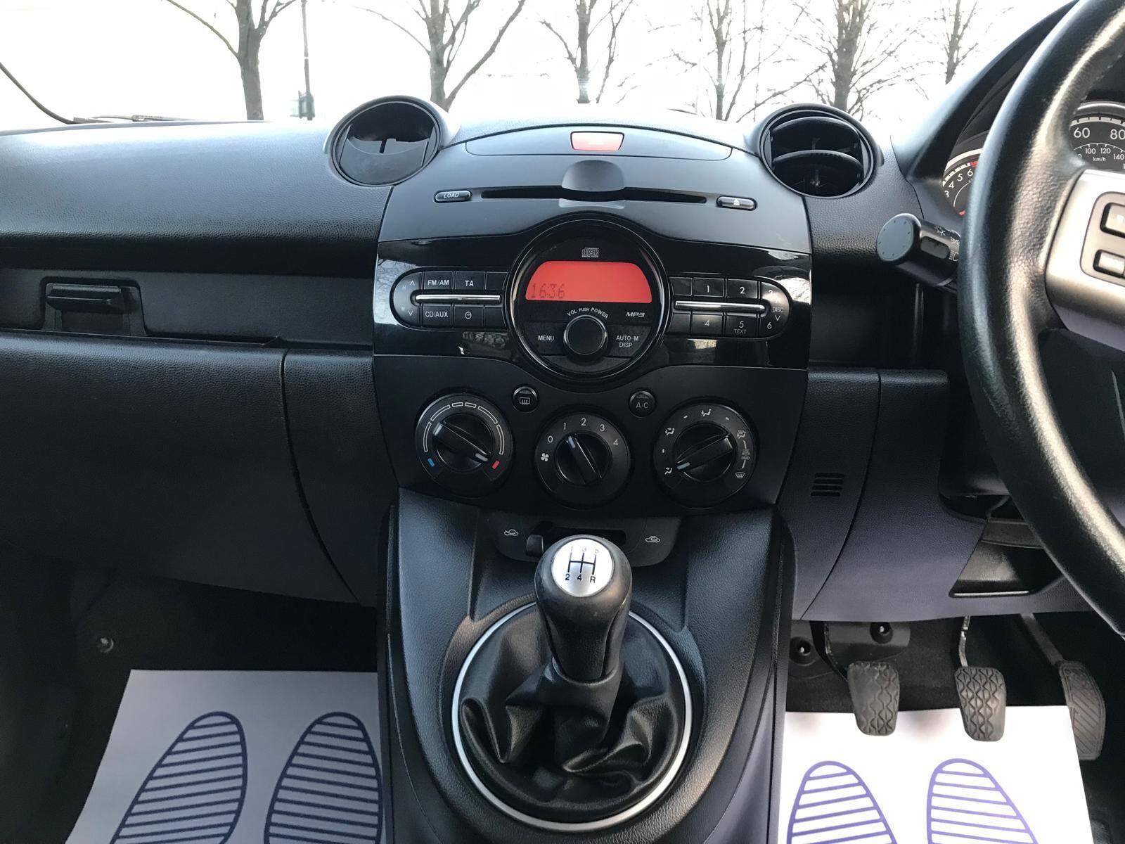 Mazda MAZDA2 - Image 15