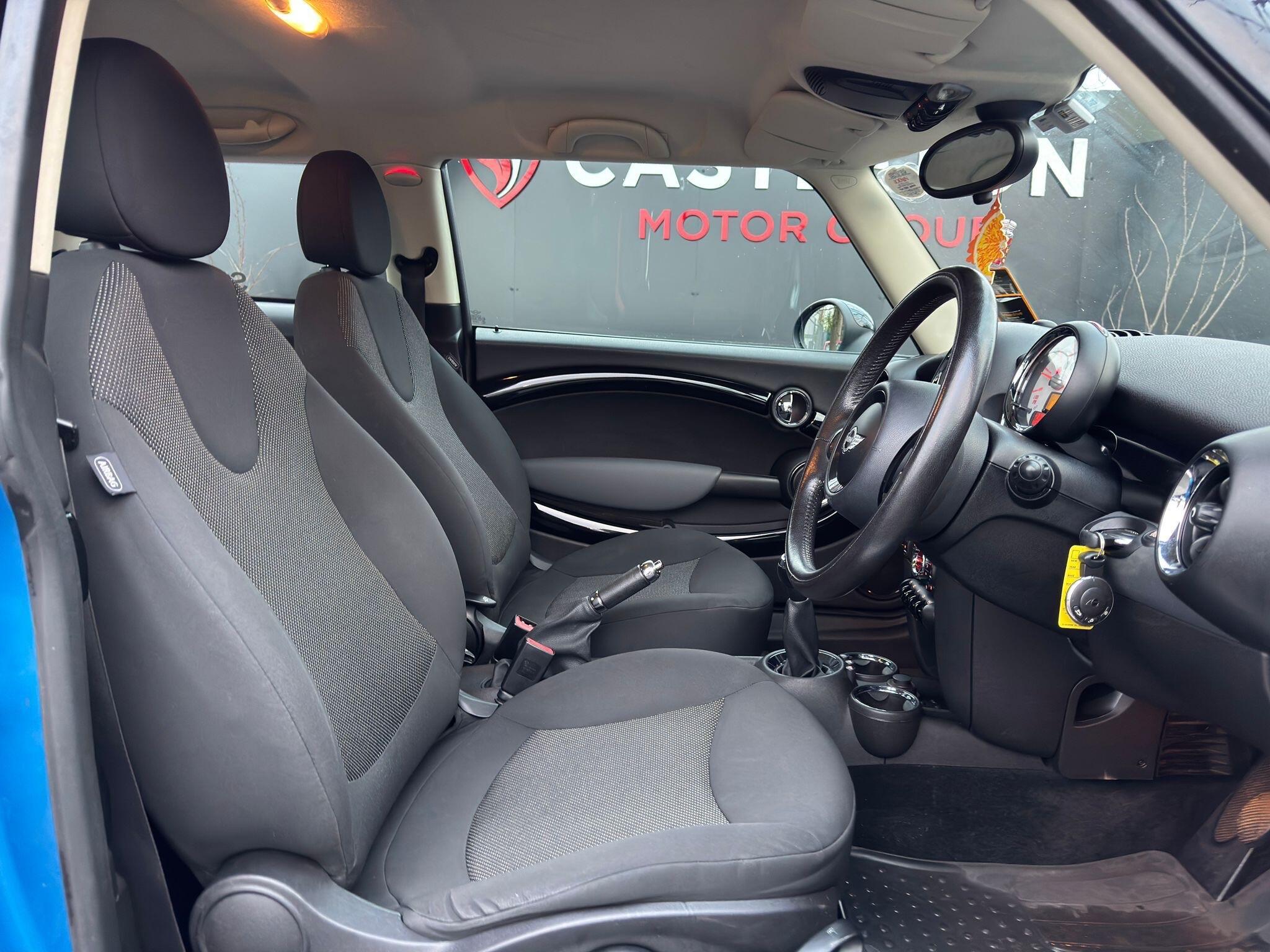 MINI Hatch - Image 15